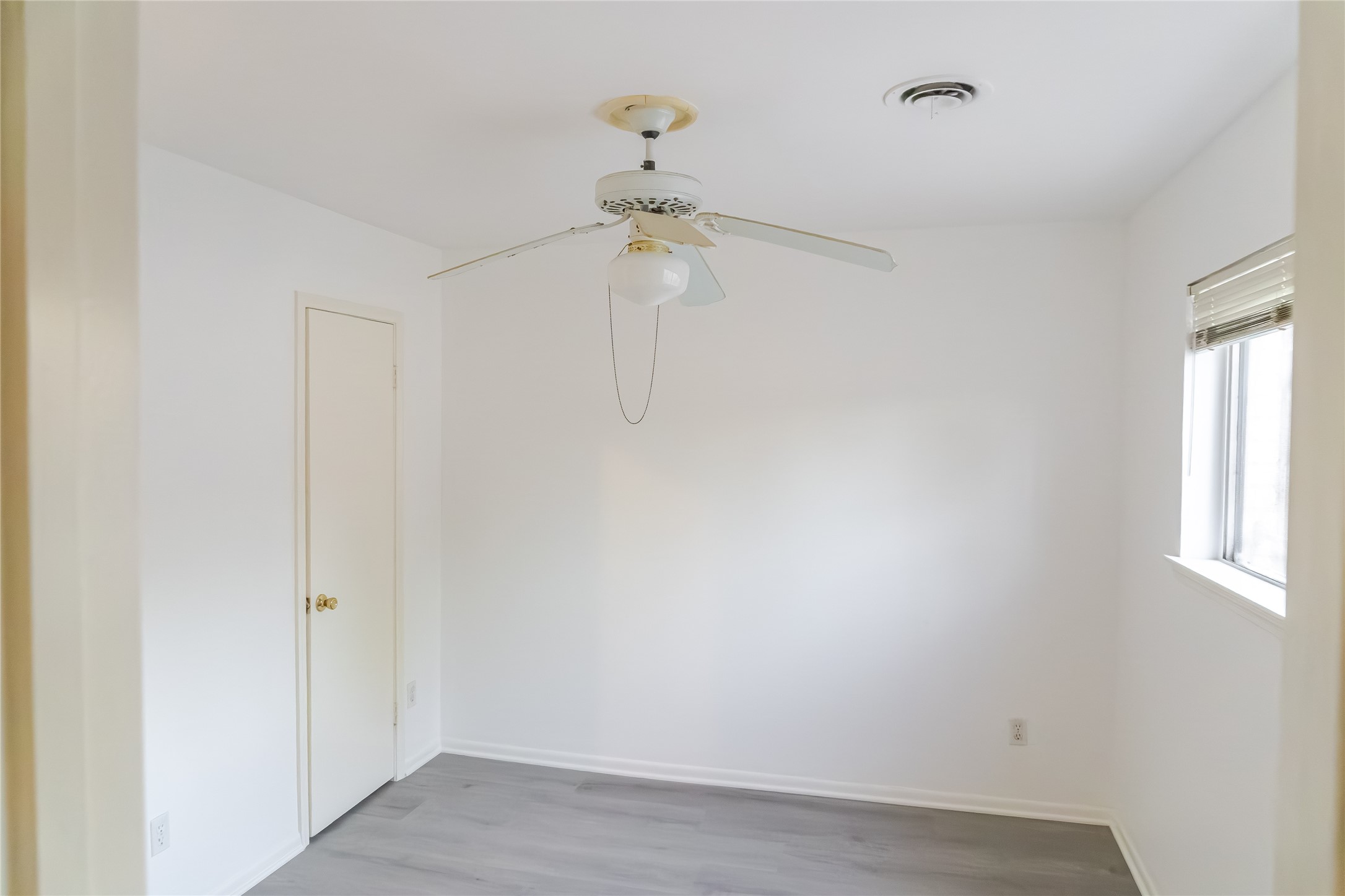 8526 Dashwood Drive Property Photo 15