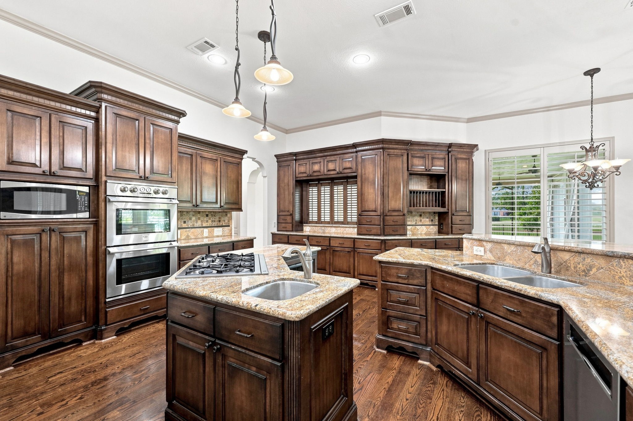 5411 Woodbury Street Property Photo 17