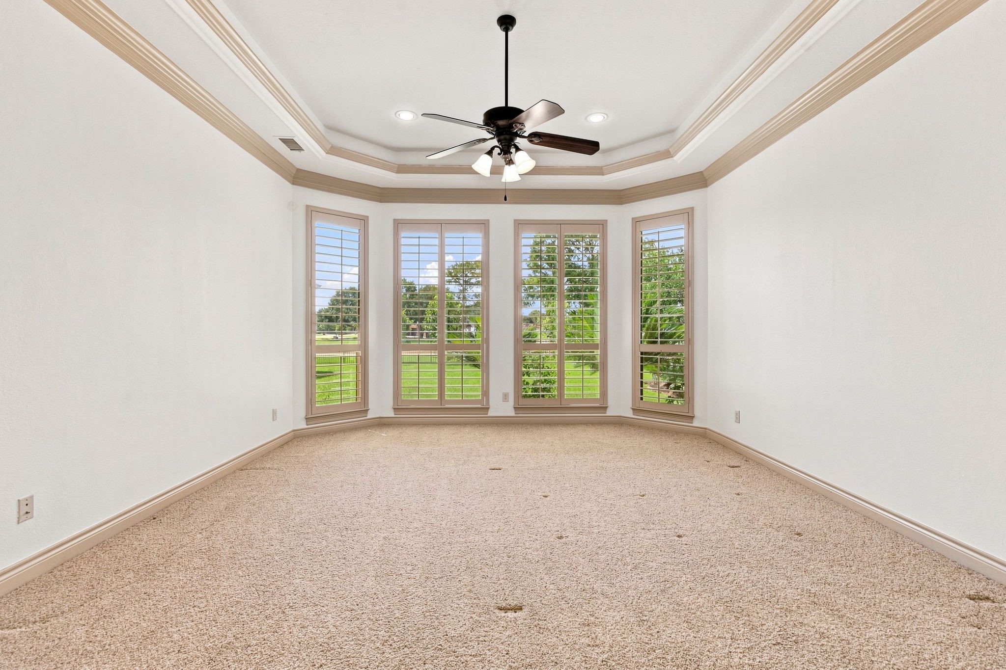 5411 Woodbury Street Property Photo 22