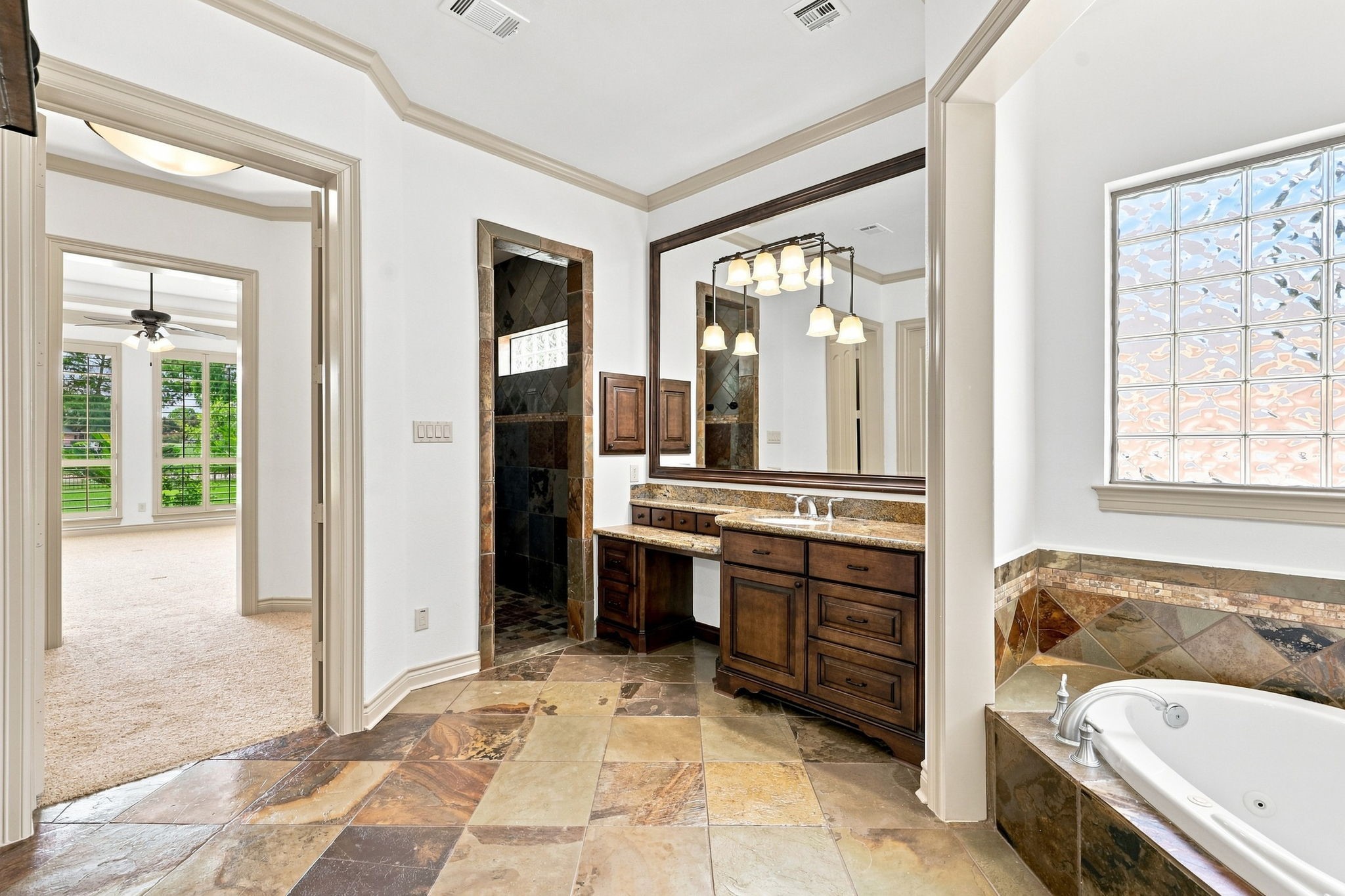 5411 Woodbury Street Property Photo 24
