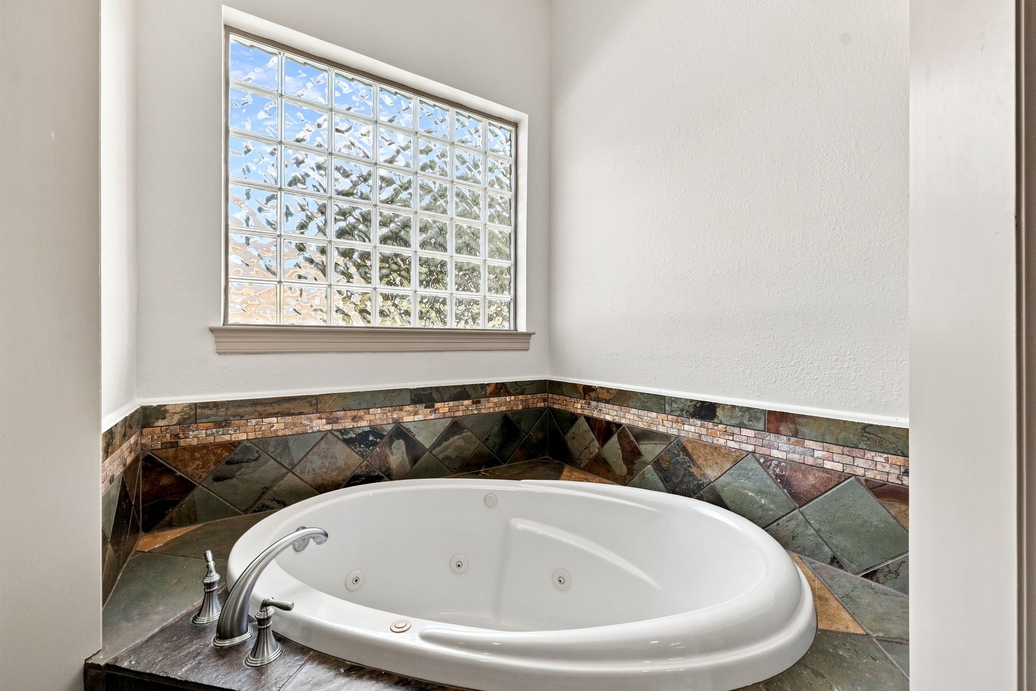 5411 Woodbury Street Property Photo 26