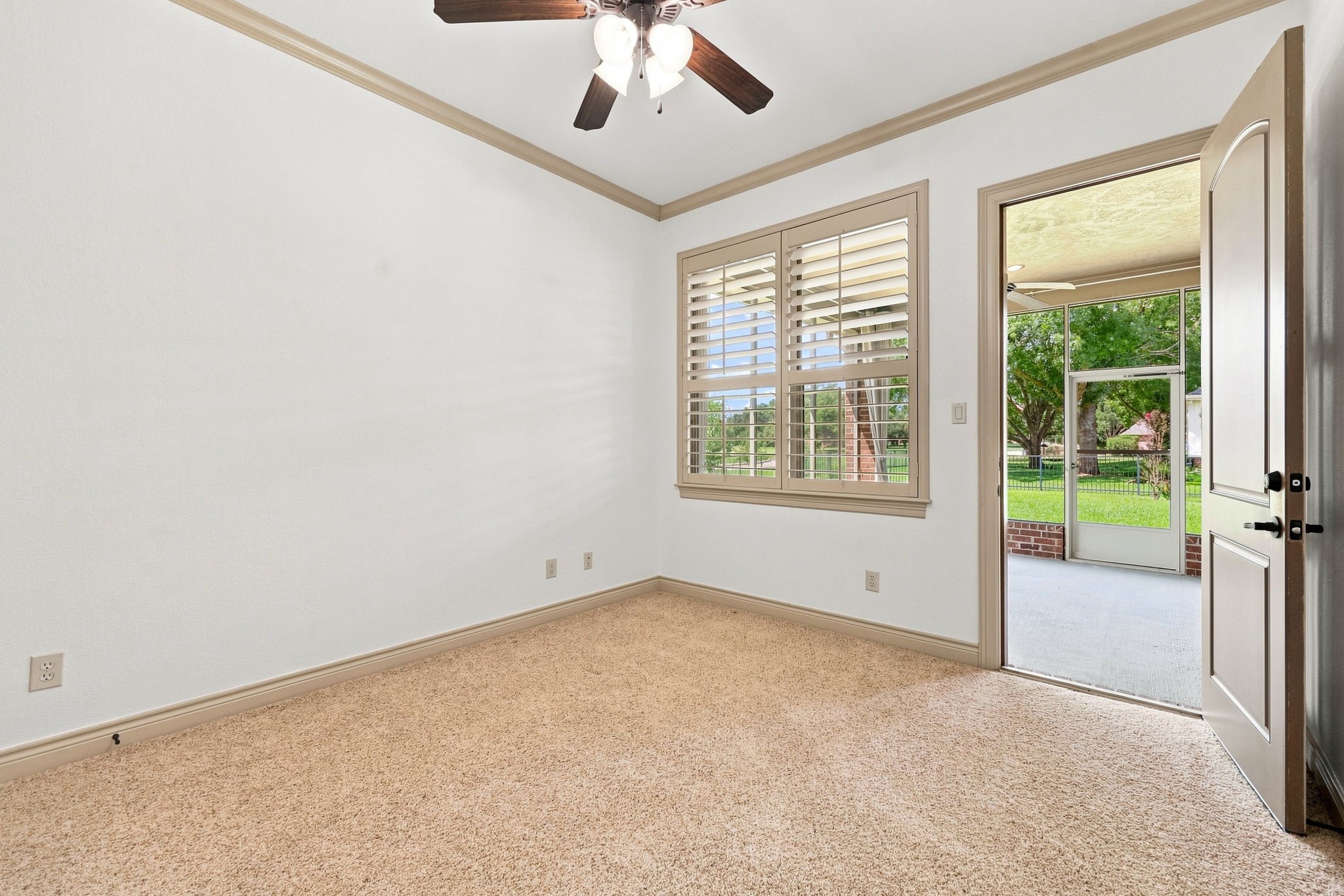 5411 Woodbury Street Property Photo 35