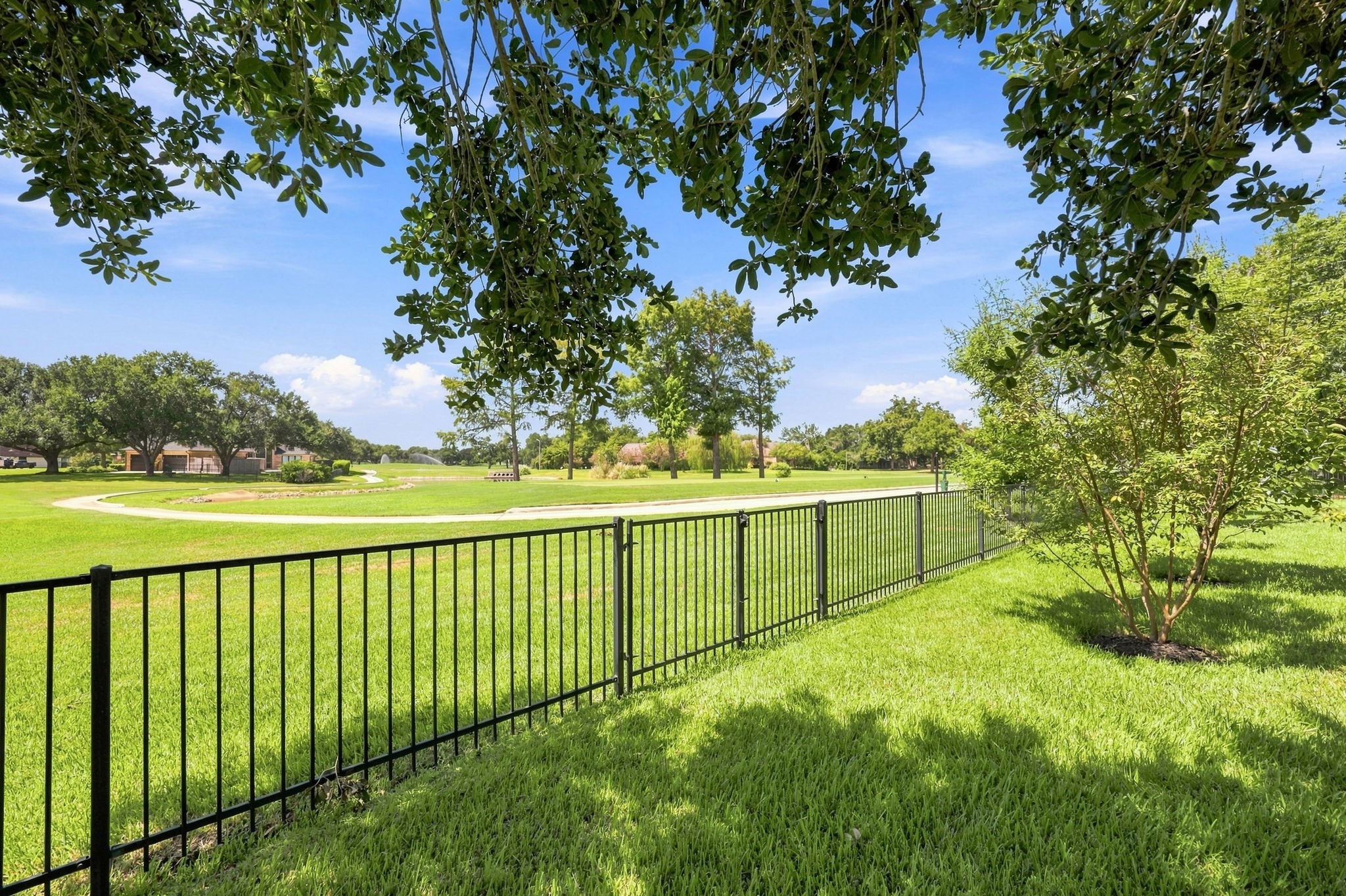 5411 Woodbury Street Property Photo 44
