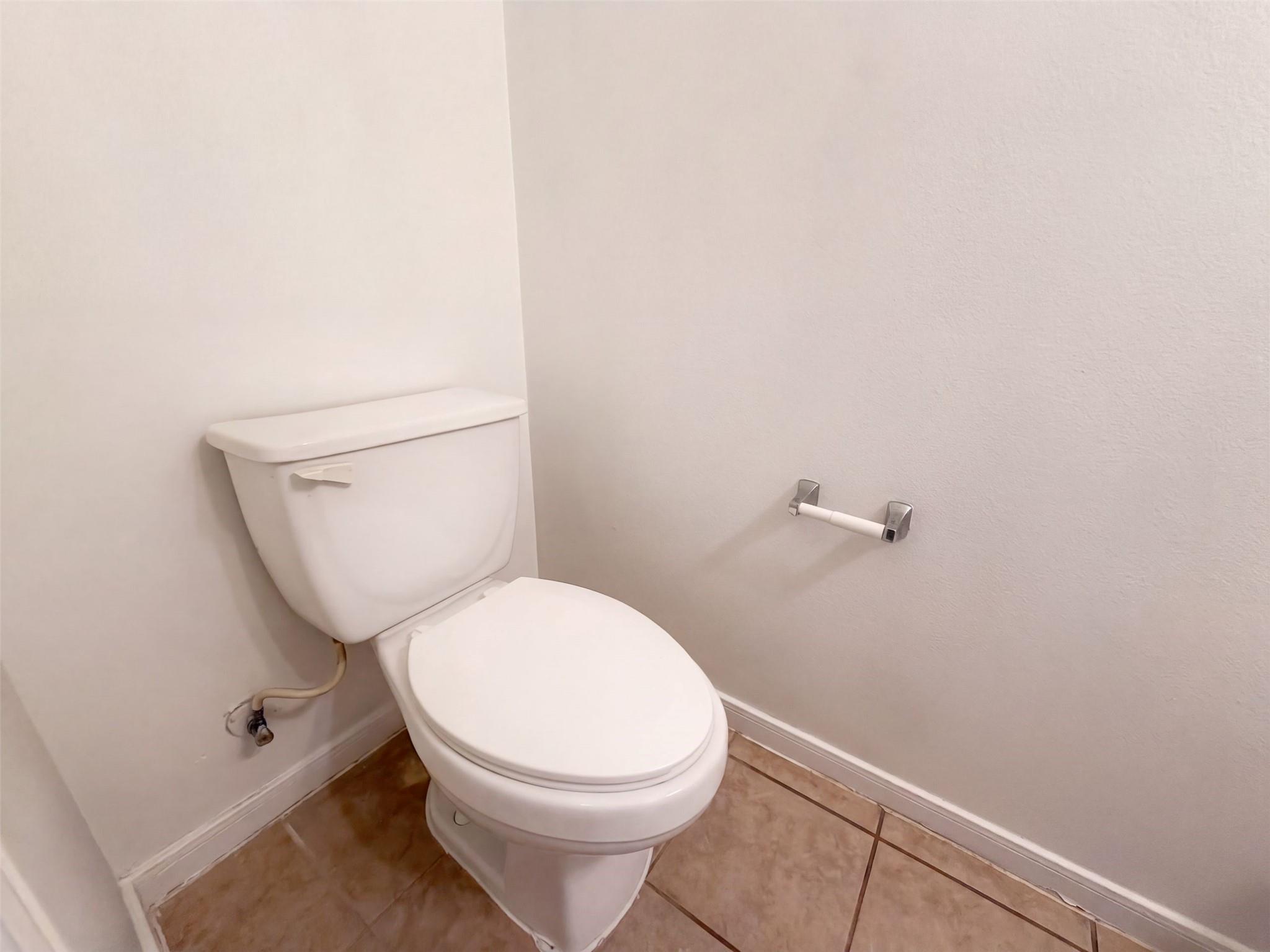 7618 Crescent Lake Court Property Photo 9