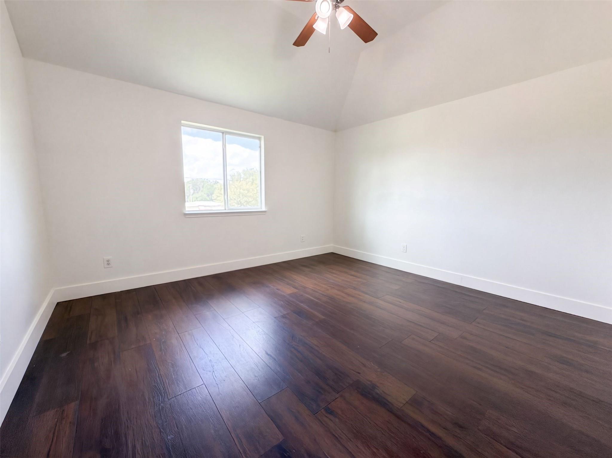 7618 Crescent Lake Court Property Photo 25