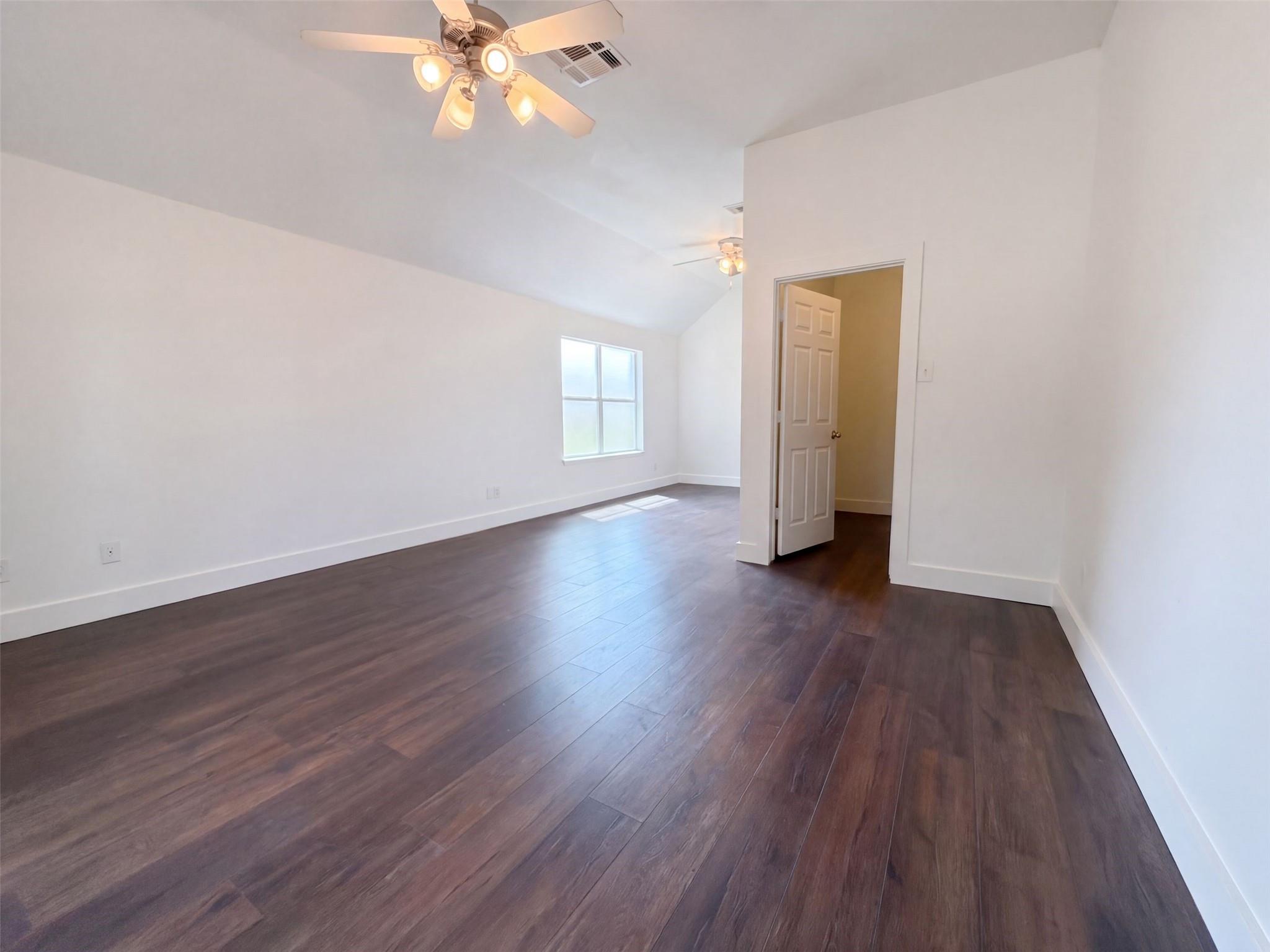 7618 Crescent Lake Court Property Photo 28