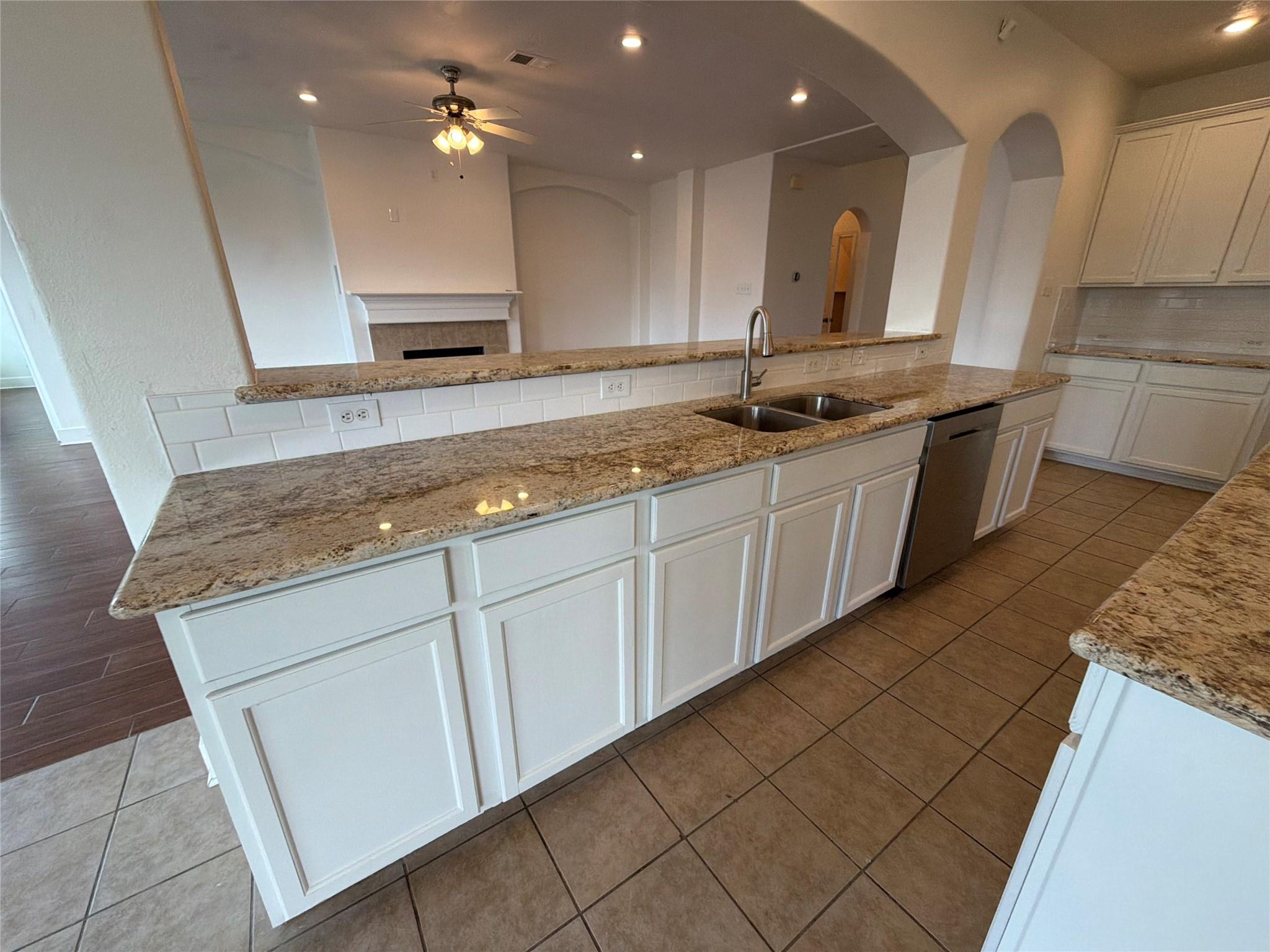 7618 Crescent Lake Court Property Photo 32