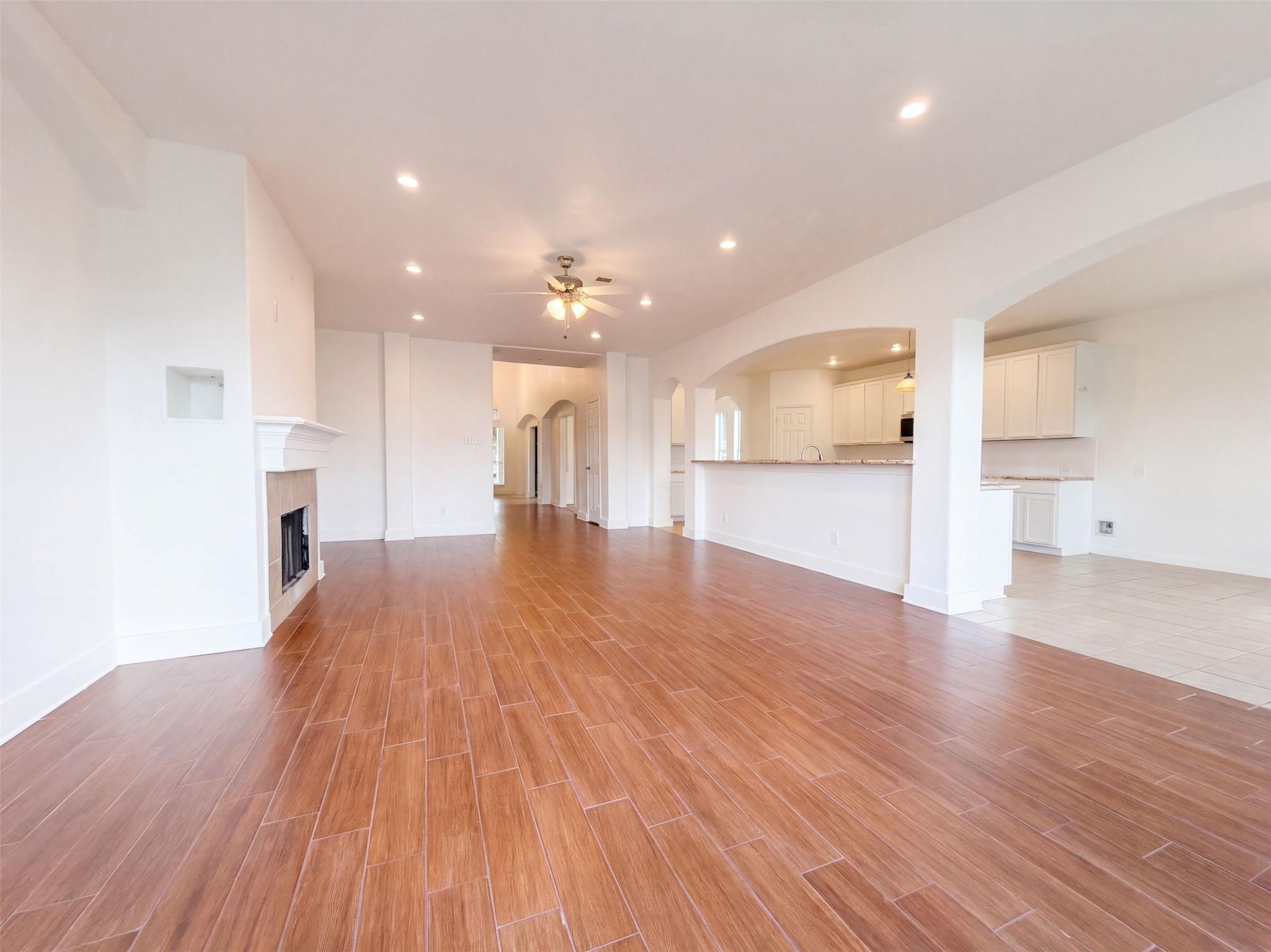 7618 Crescent Lake Court Property Photo 34