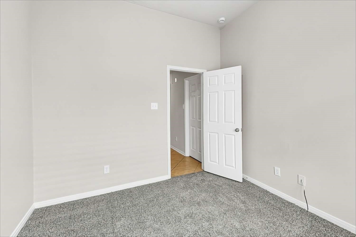 37 San Simeon Drive Property Photo 12