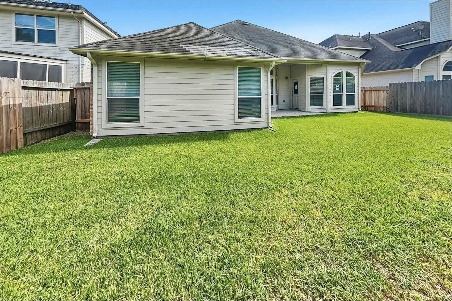 37 San Simeon Drive Property Photo 16