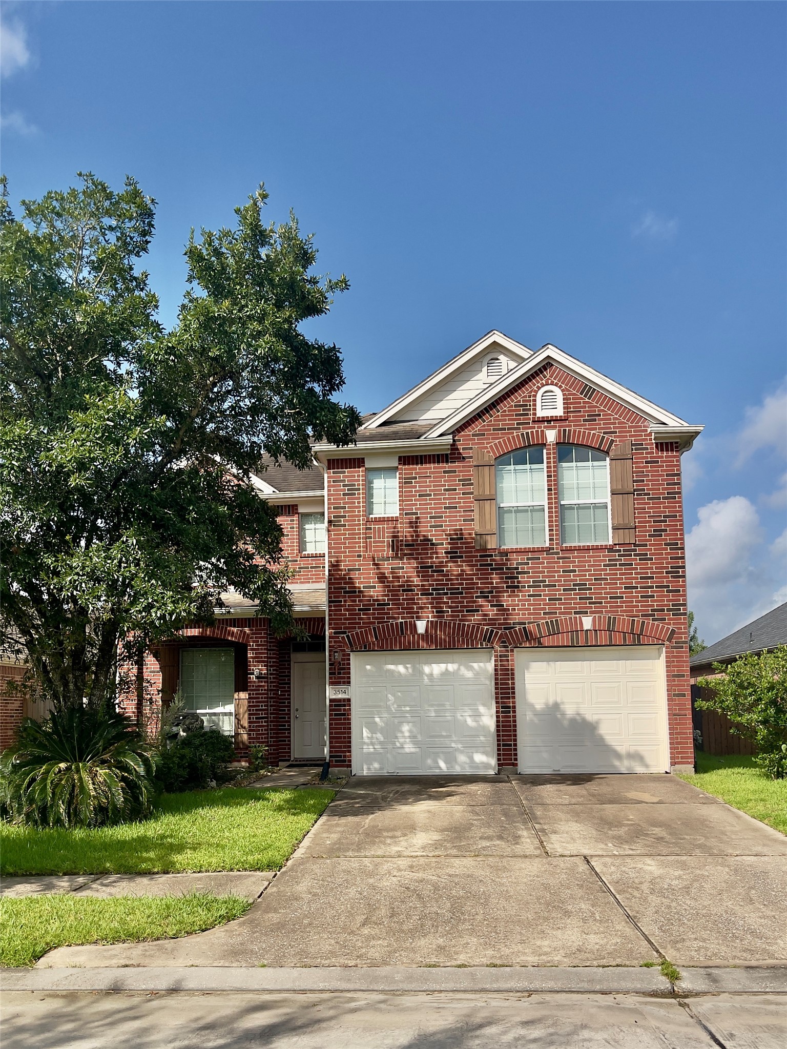3514 Leaf Vines Drive Property Photo 2