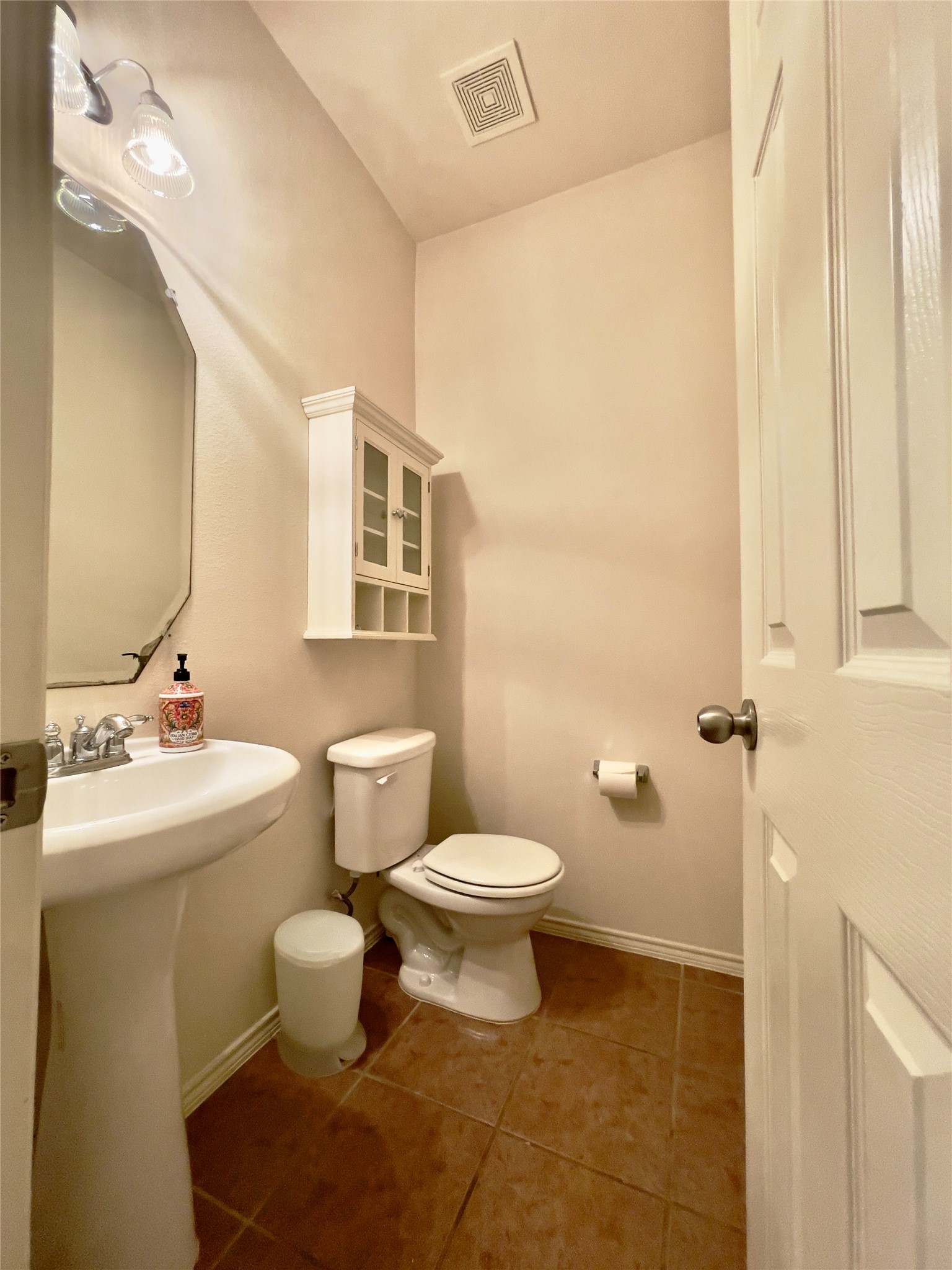 3514 Leaf Vines Drive Property Photo 15
