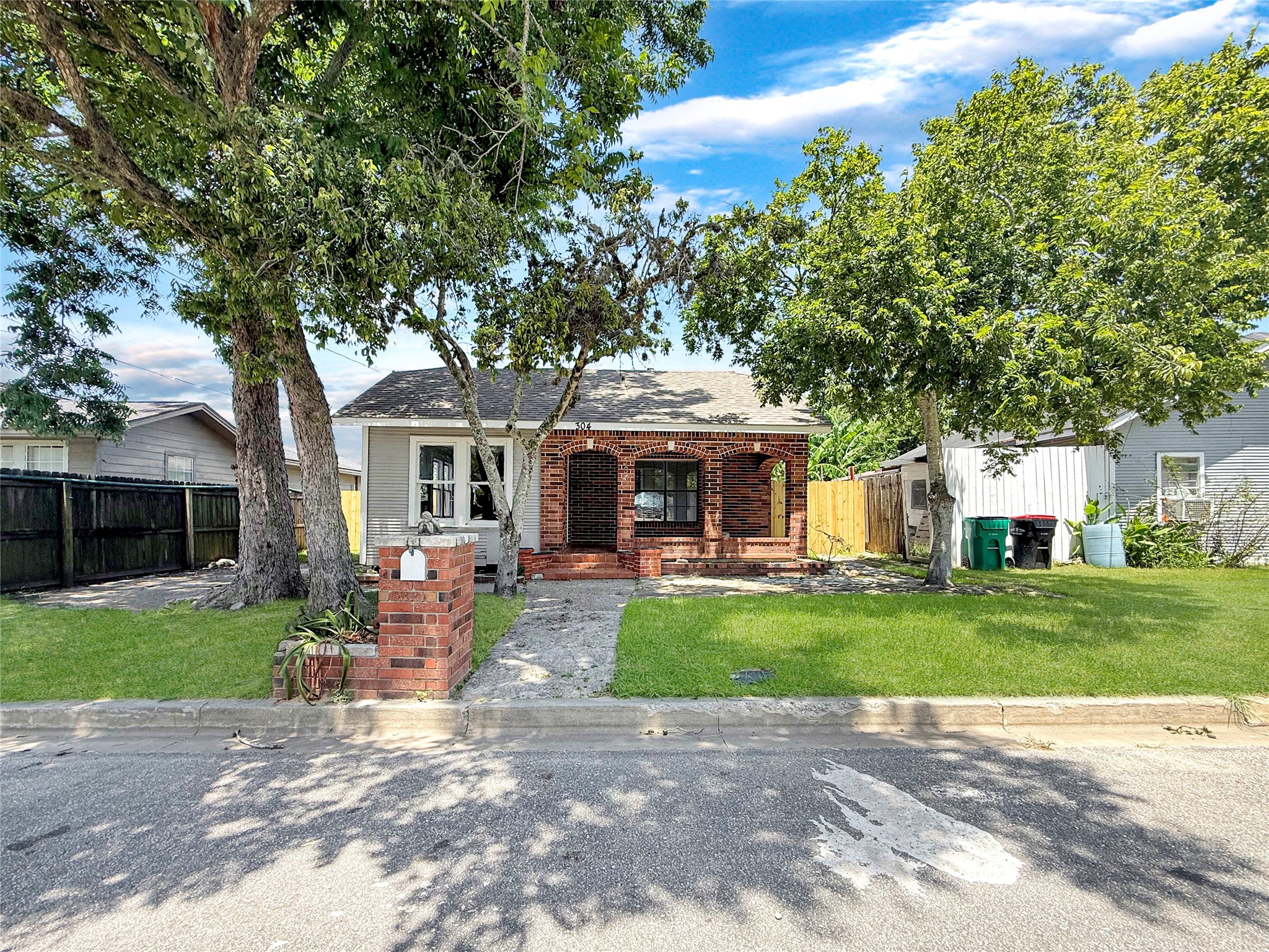 304 Stimson Avenue Property Photo 1