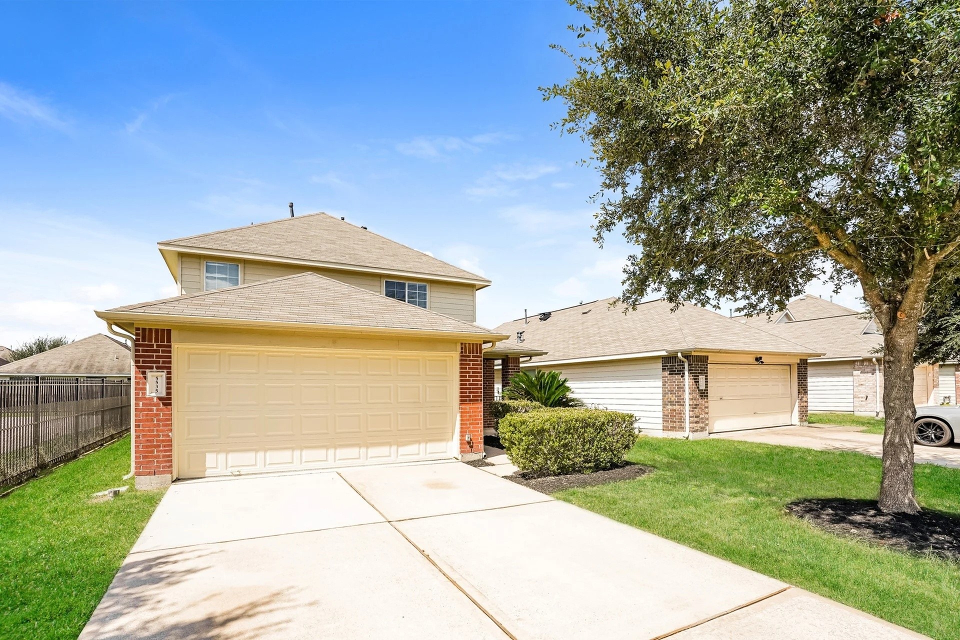 5535 Plantation Forest Drive Property Photo 2