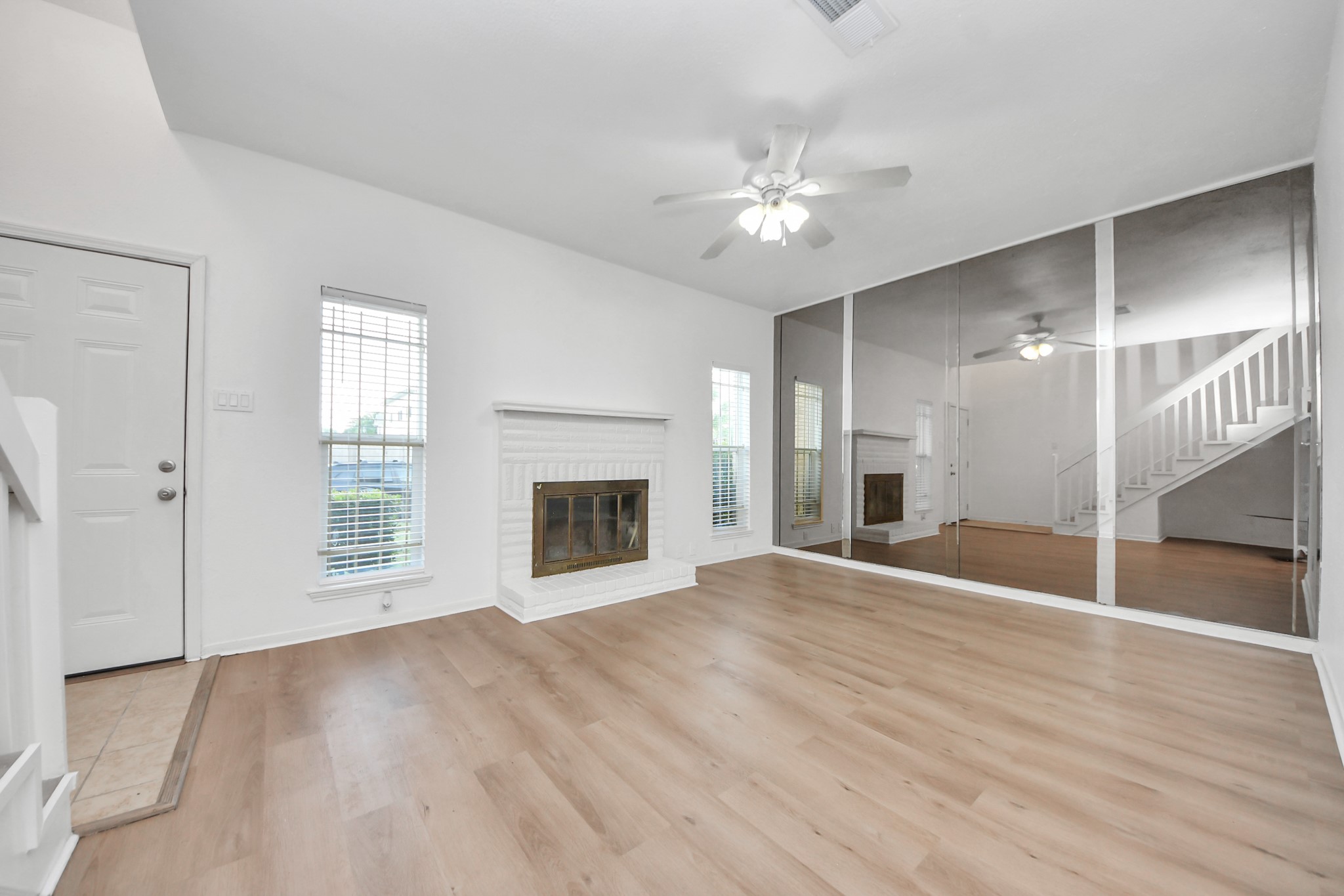 12500 Brookglade Circle 158 Property Photo 4