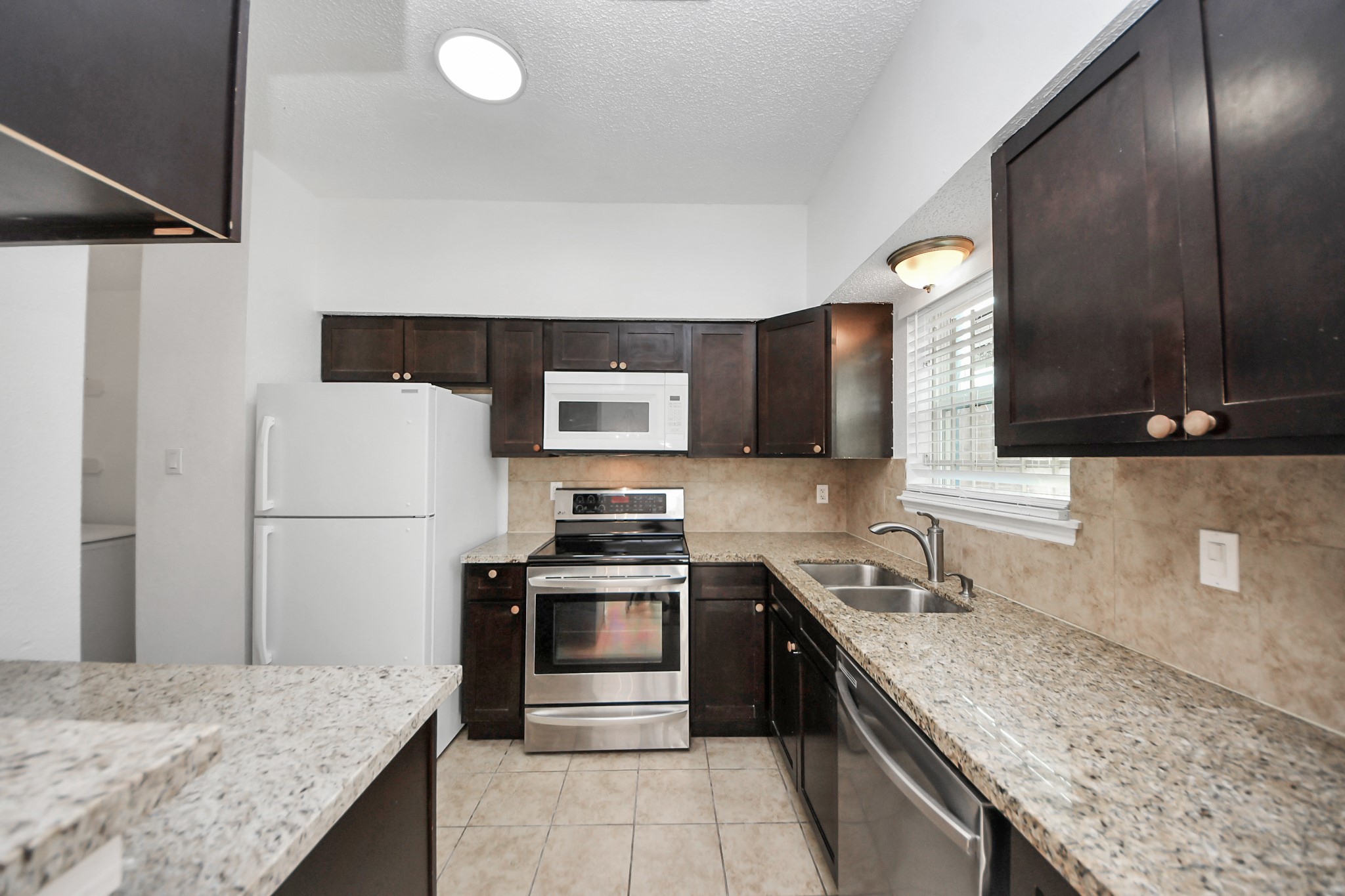 12500 Brookglade Circle 158 Property Photo 12