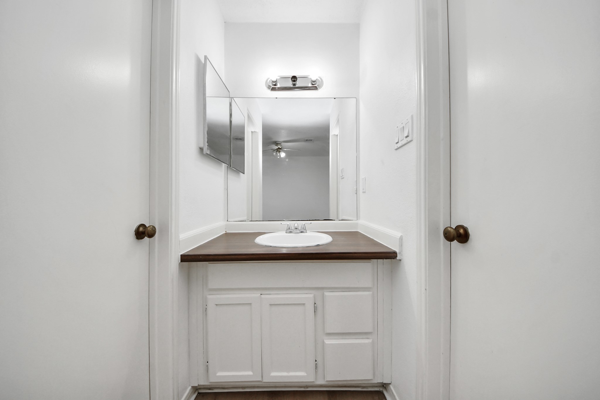 12500 Brookglade Circle 158 Property Photo 21