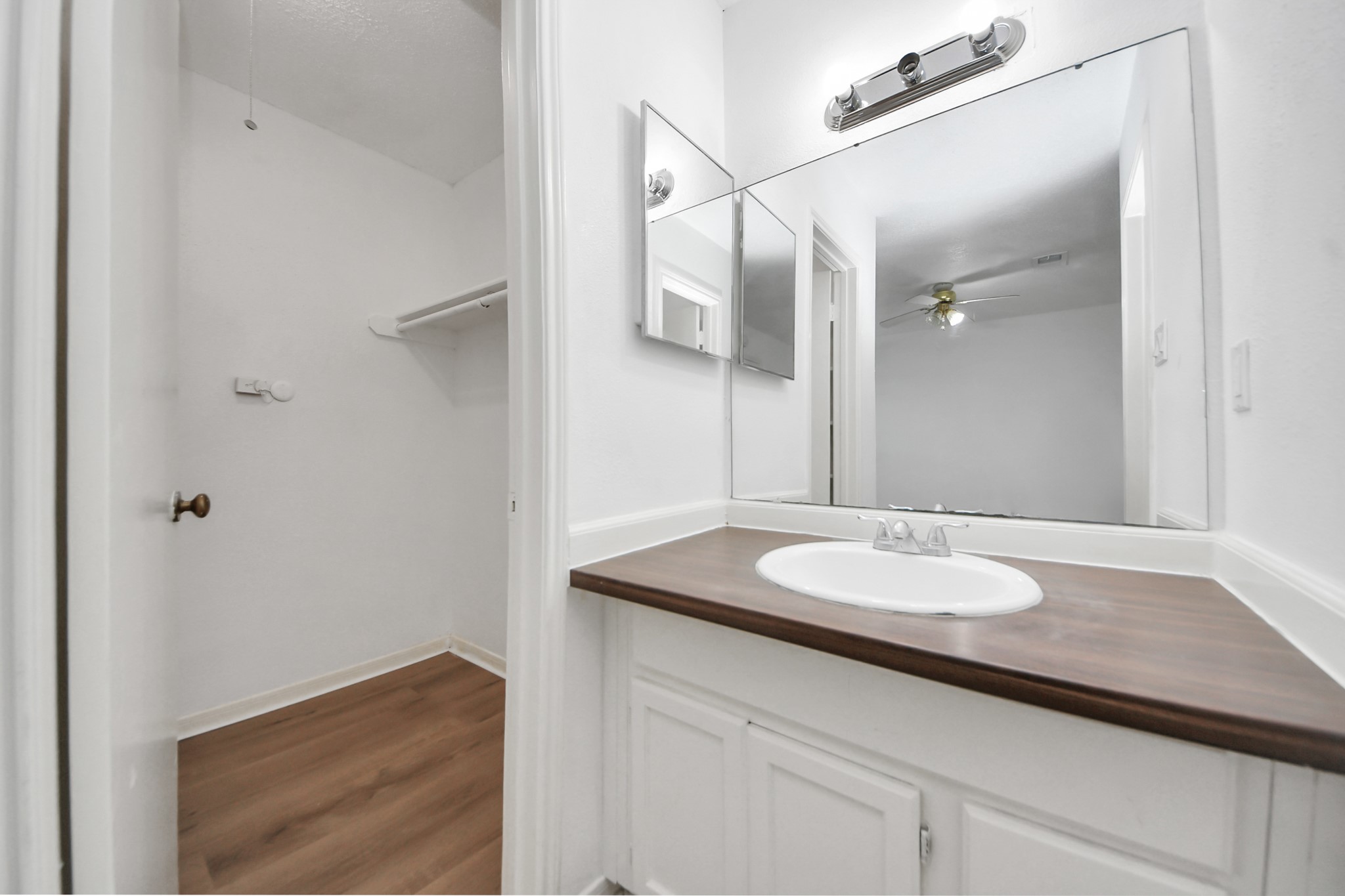 12500 Brookglade Circle 158 Property Photo 23
