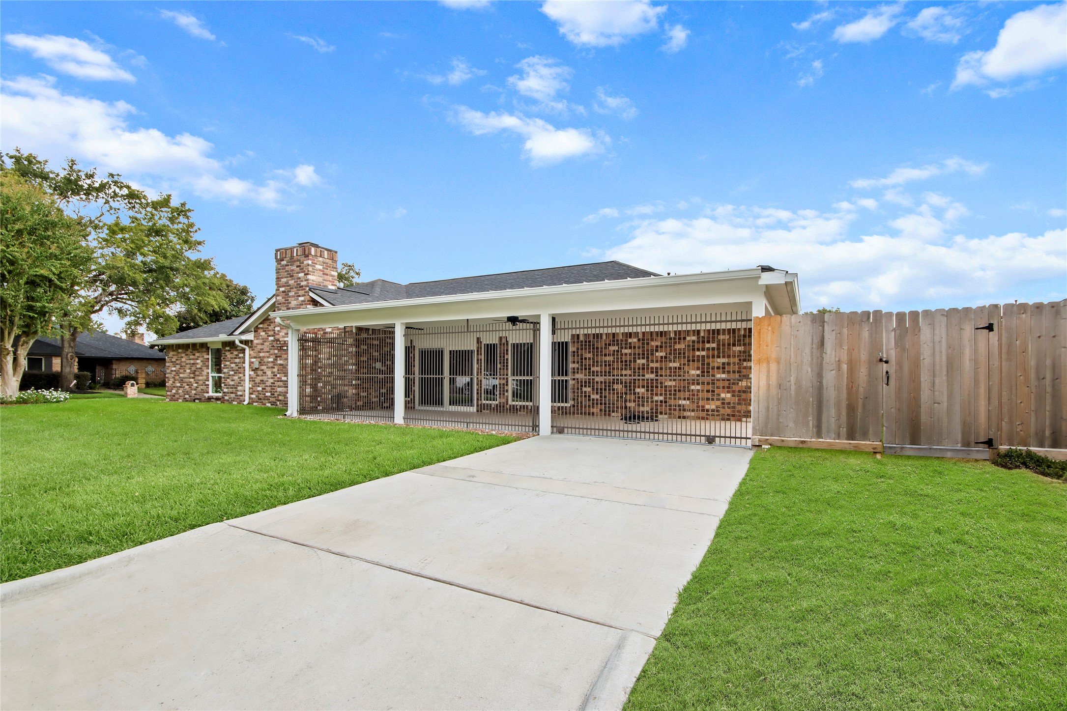 6631 Pauma Drive Property Photo 2