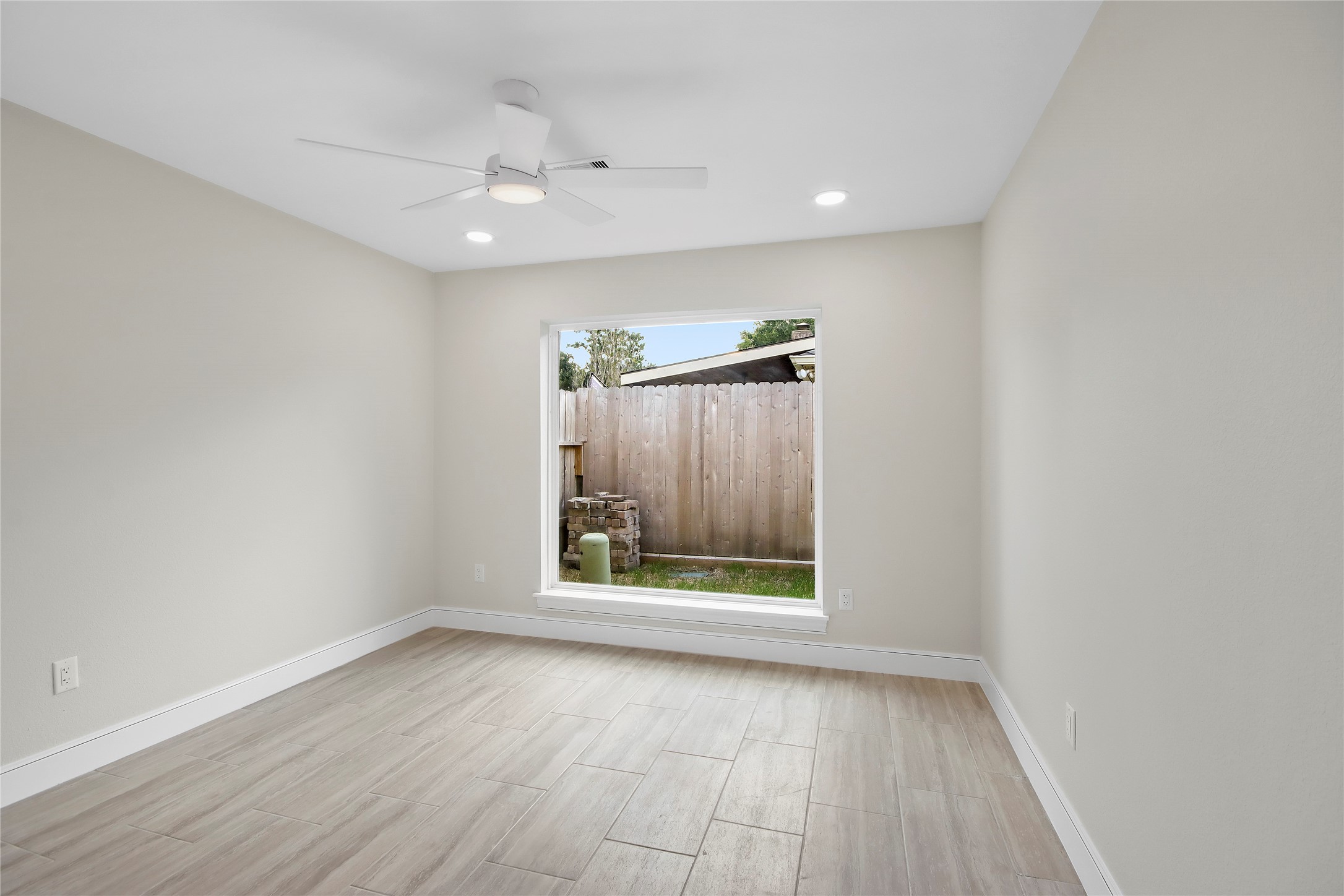 6631 Pauma Drive Property Photo 14