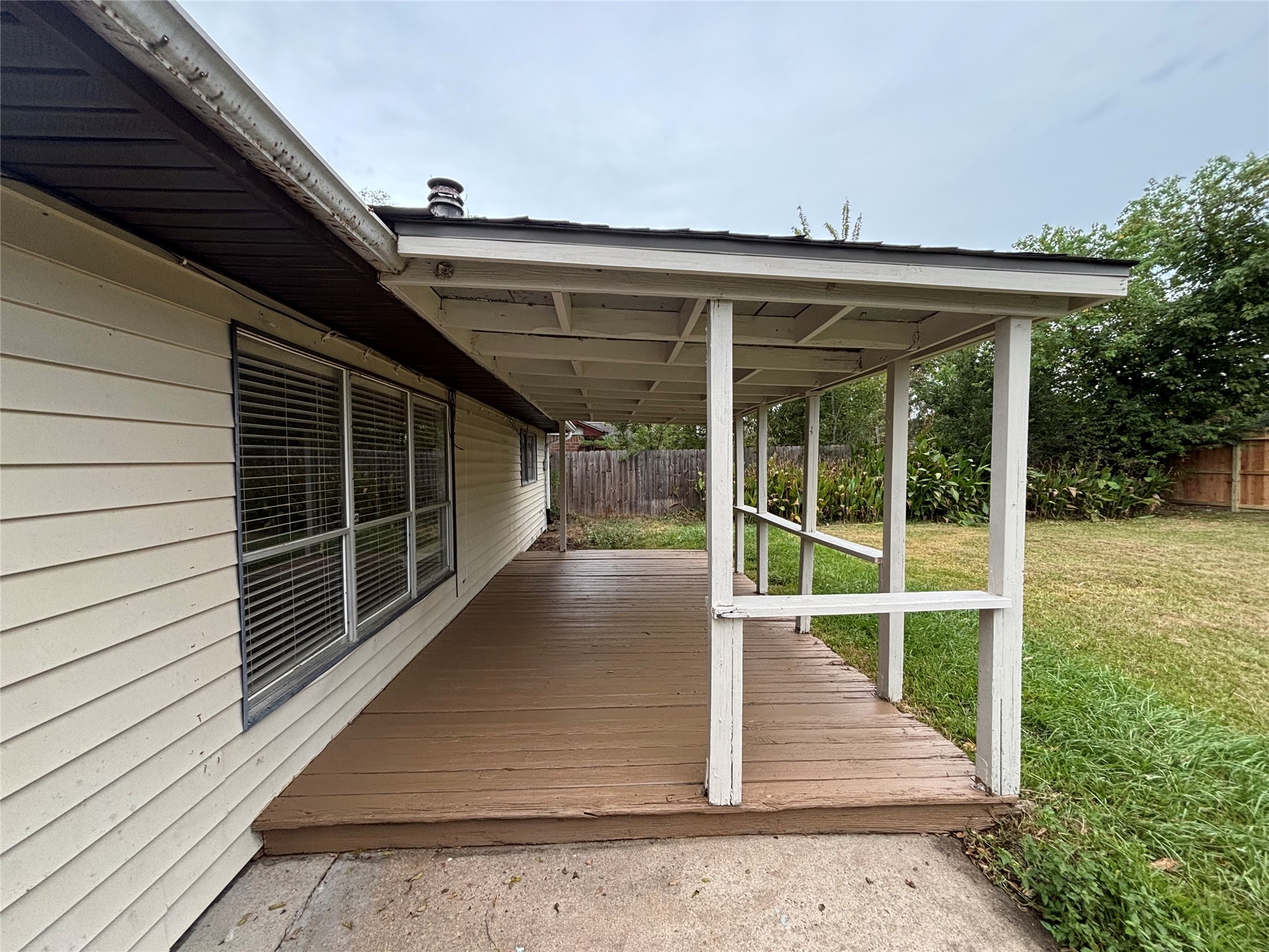 13015 Birch Grove Drive Property Photo 9
