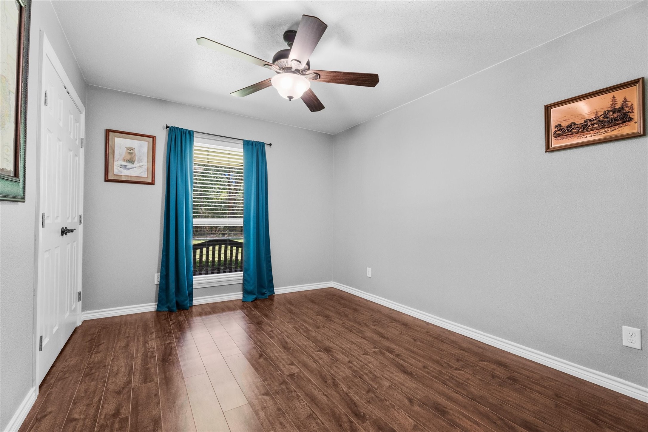 17011 Wagon Wheel Road Property Photo 30