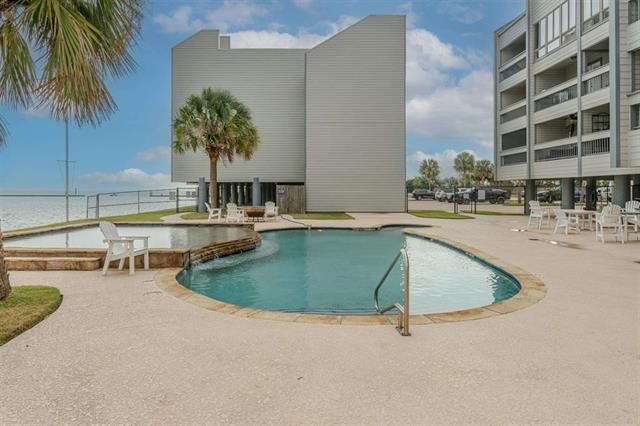580 Pleasure Island Boulevard 115 Property Photo 4