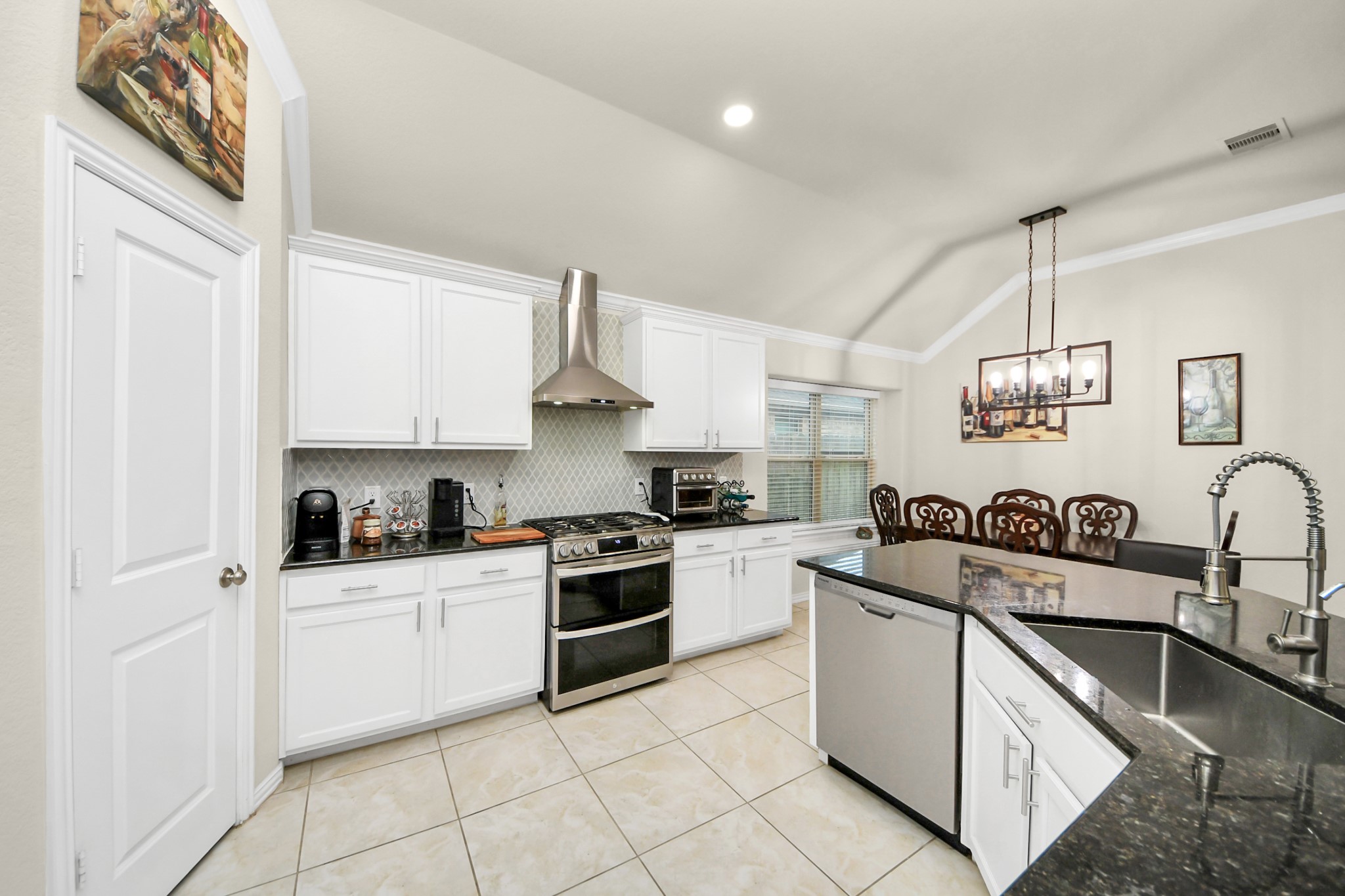 2306 Dovetail Park Lane Property Photo 13