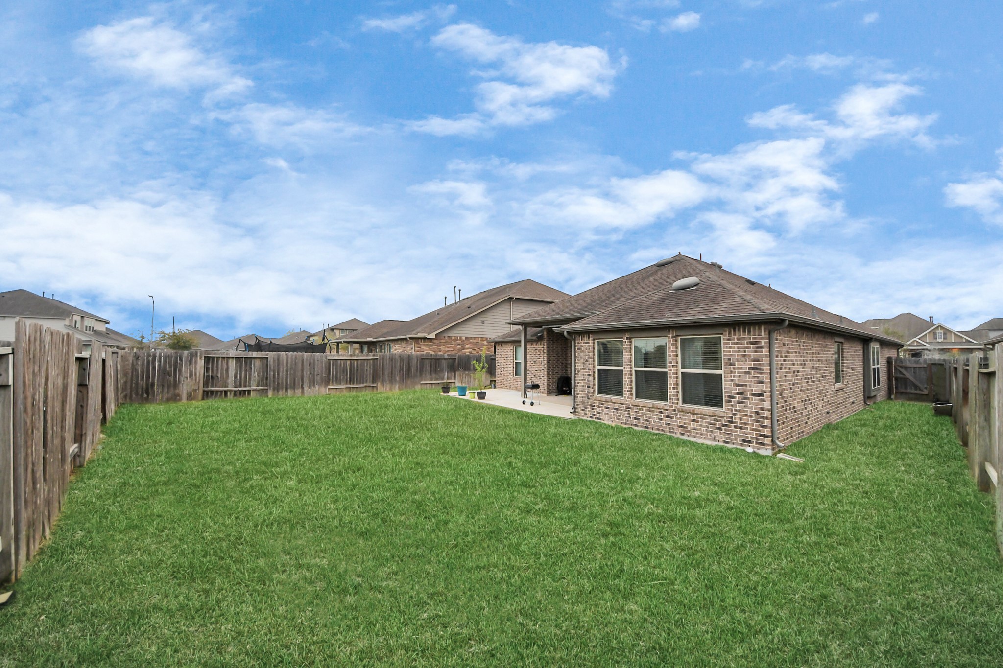2306 Dovetail Park Lane Property Photo 34