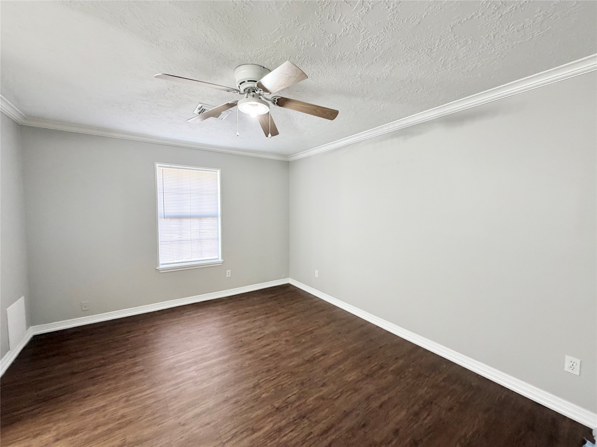 1311 6th Street Property Photo 11