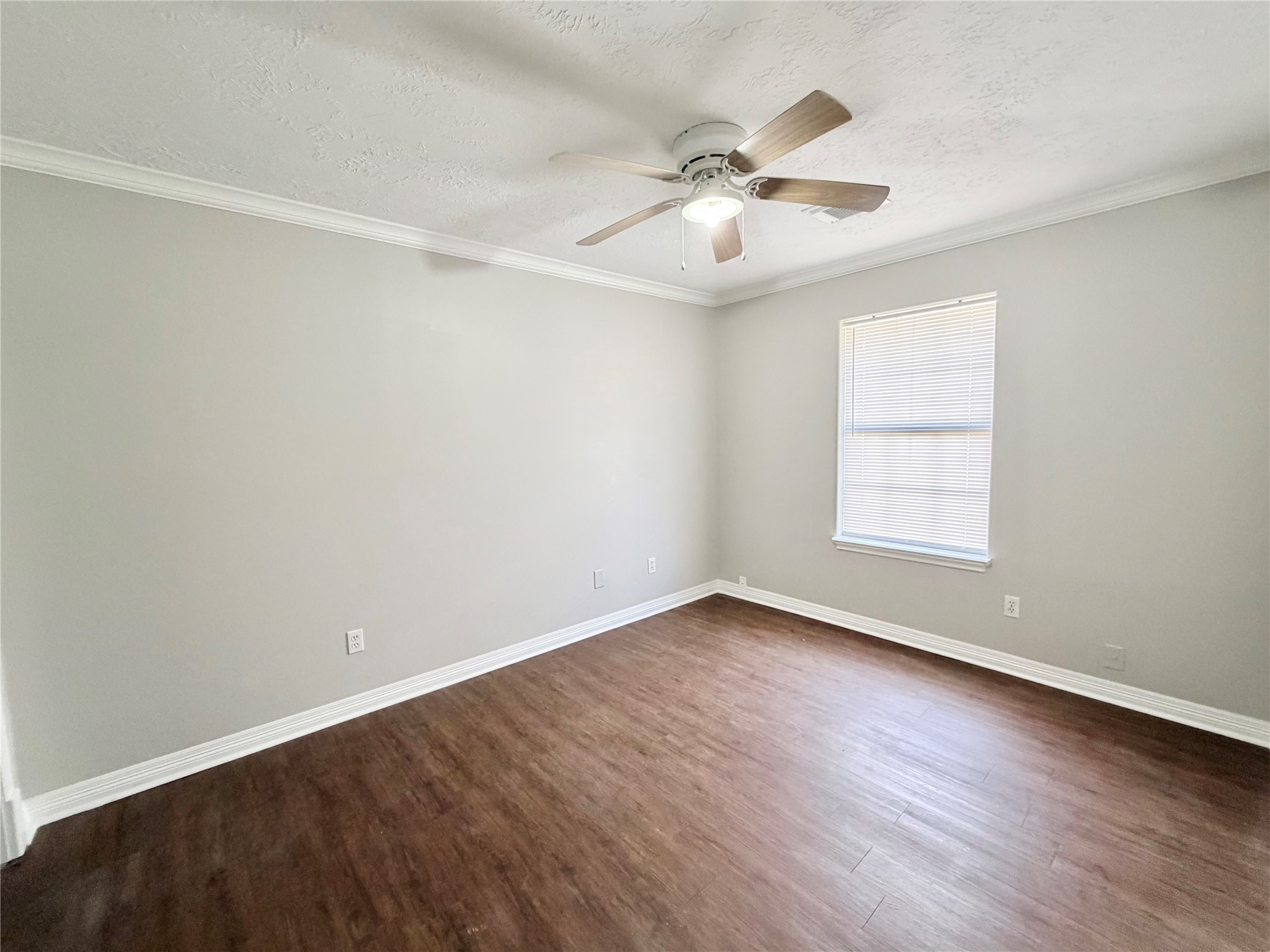 1311 6th Street Property Photo 12