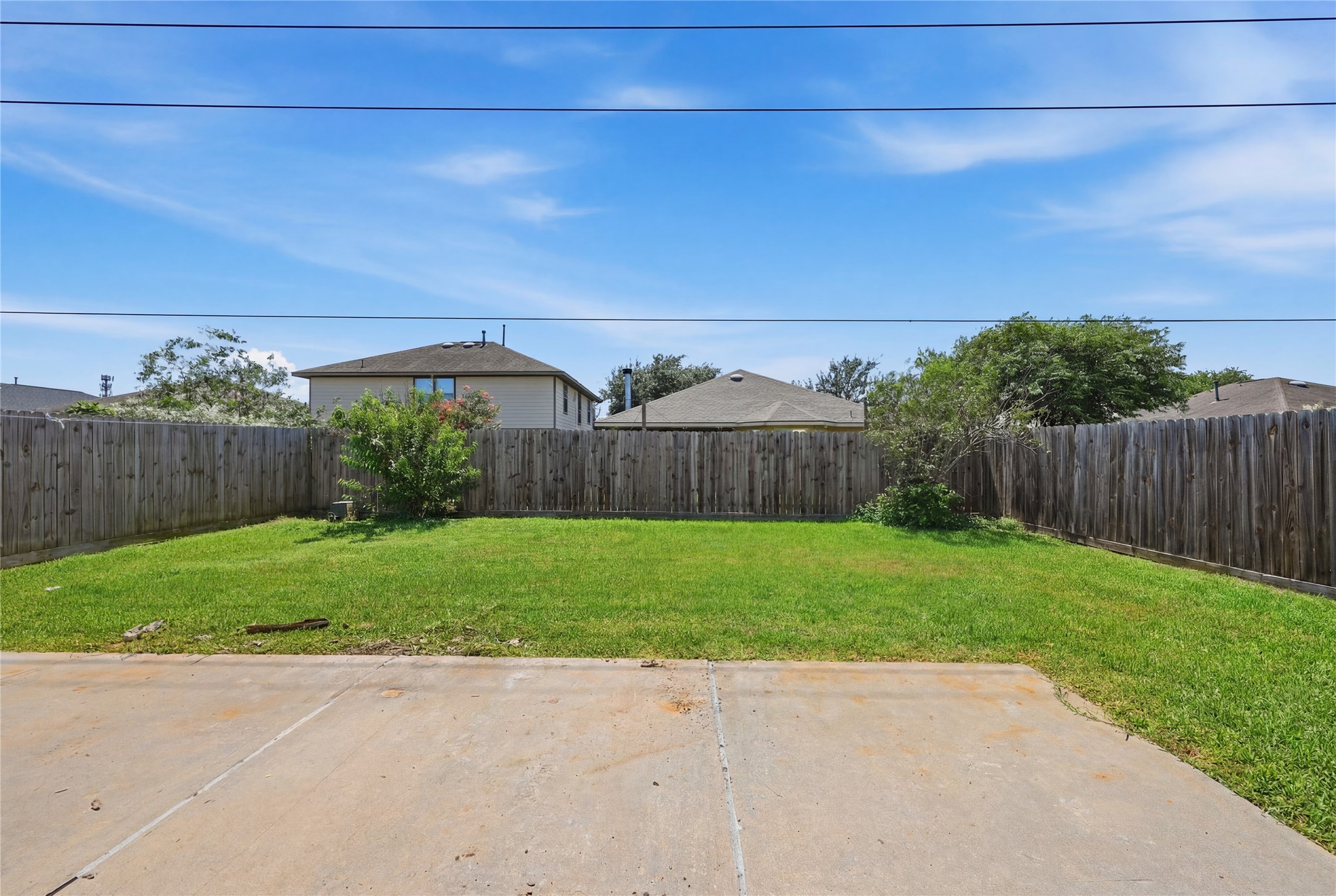 7827 Raven Creek Lane Property Photo 11