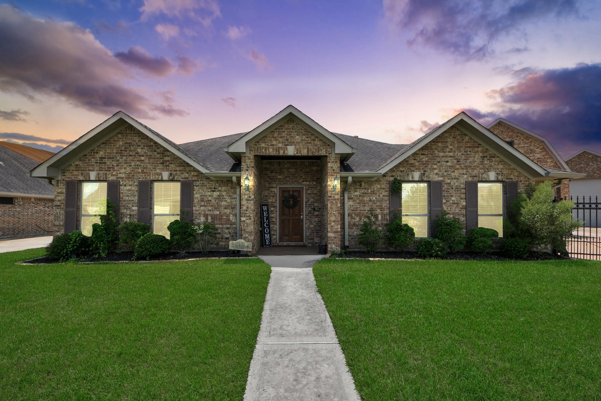 6702 Falcon Ridge Property Photo 1