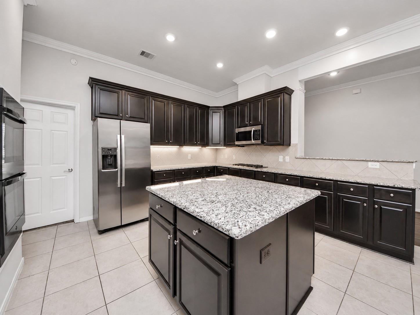 6702 Falcon Ridge Property Photo 14