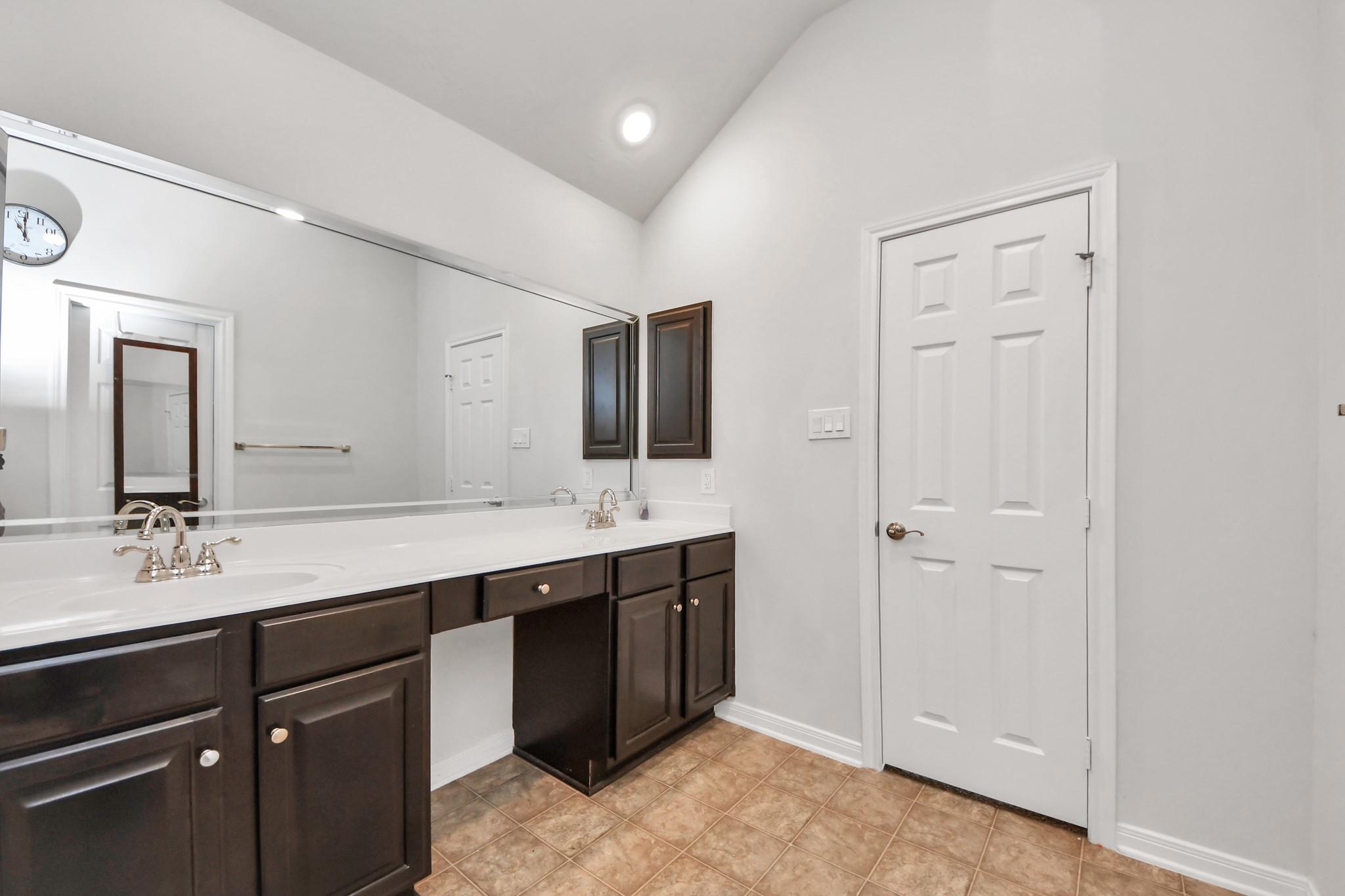 6702 Falcon Ridge Property Photo 19