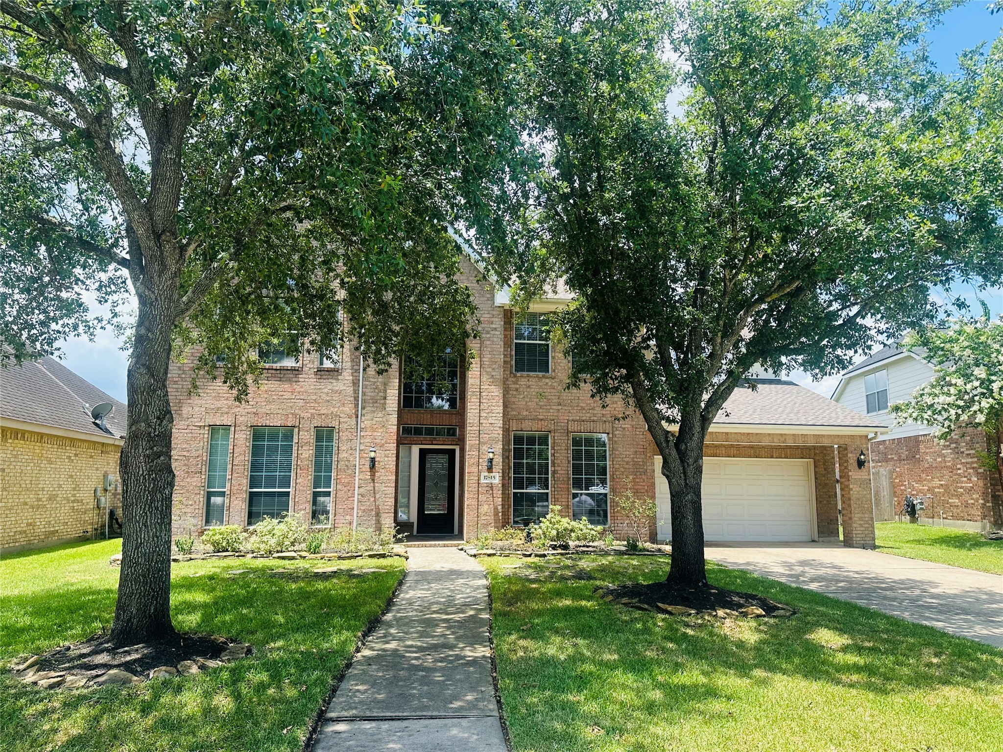 17815 Gables Bend Drive Property Photo 2