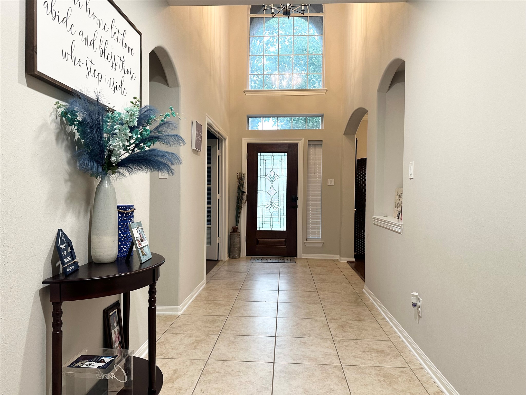 17815 Gables Bend Drive Property Photo 3