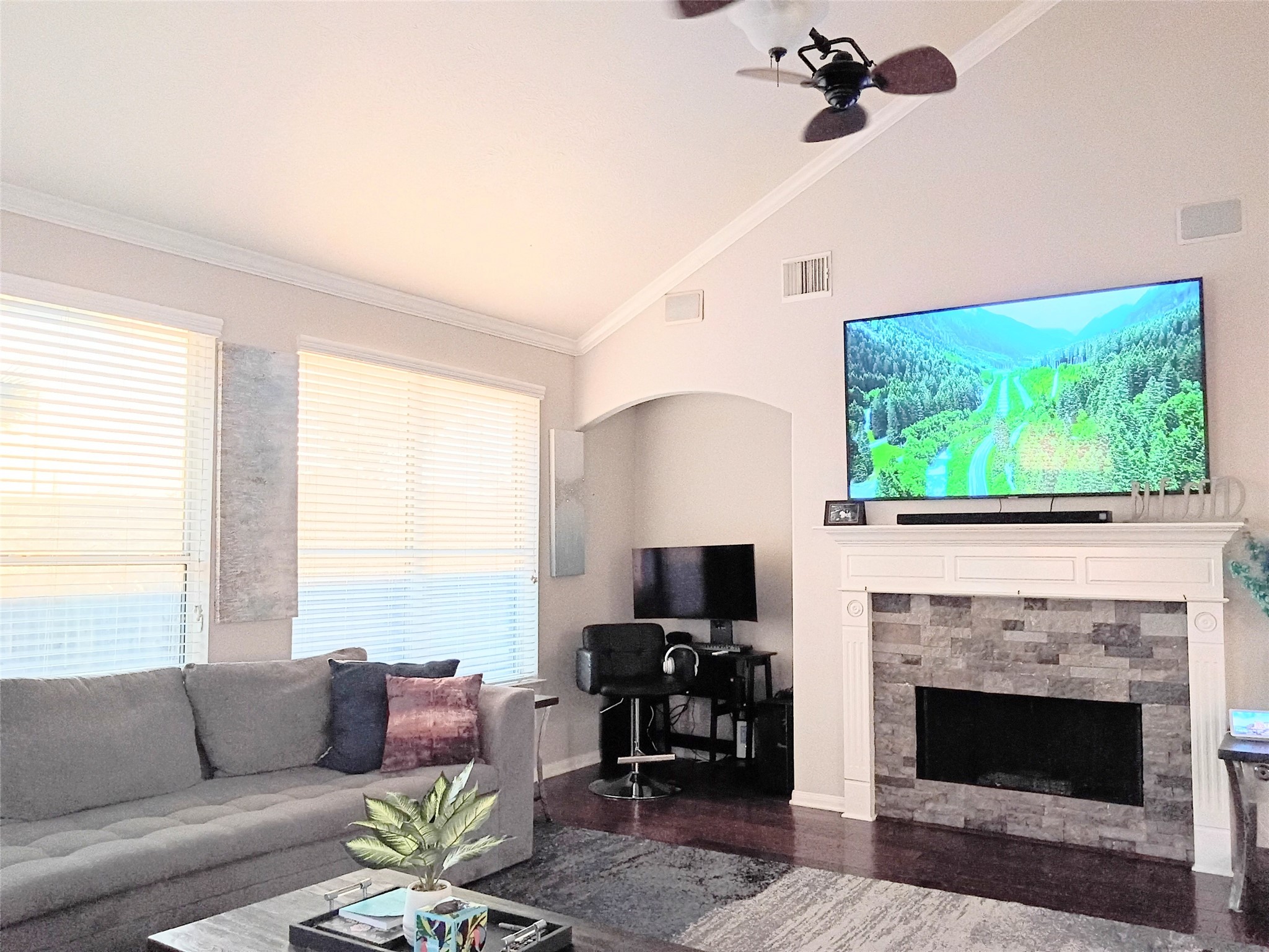 17815 Gables Bend Drive Property Photo 6
