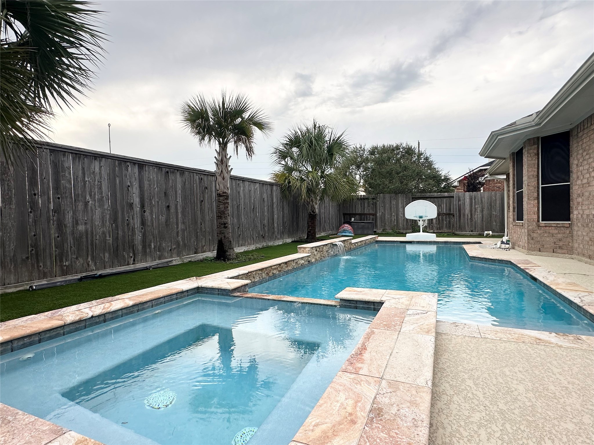 17815 Gables Bend Drive Property Photo 13