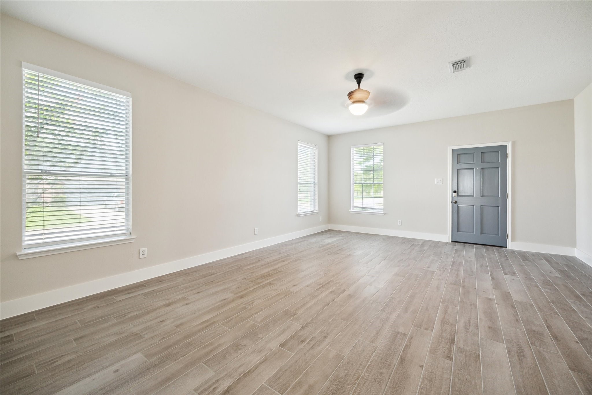 22035 Holly Branch Drive Property Photo 2