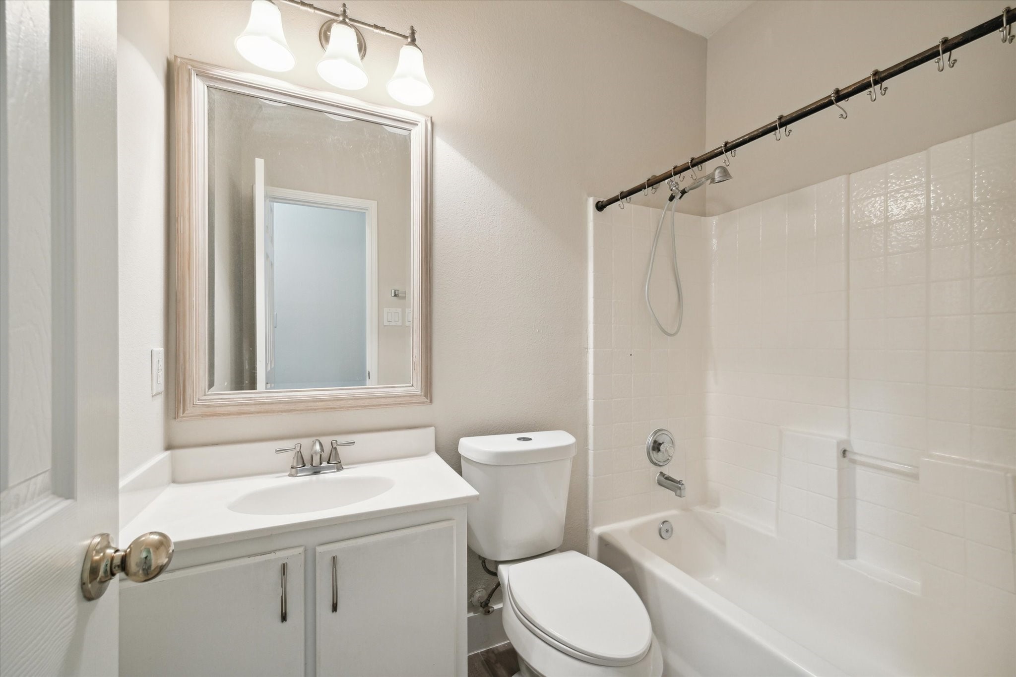 22035 Holly Branch Drive Property Photo 8