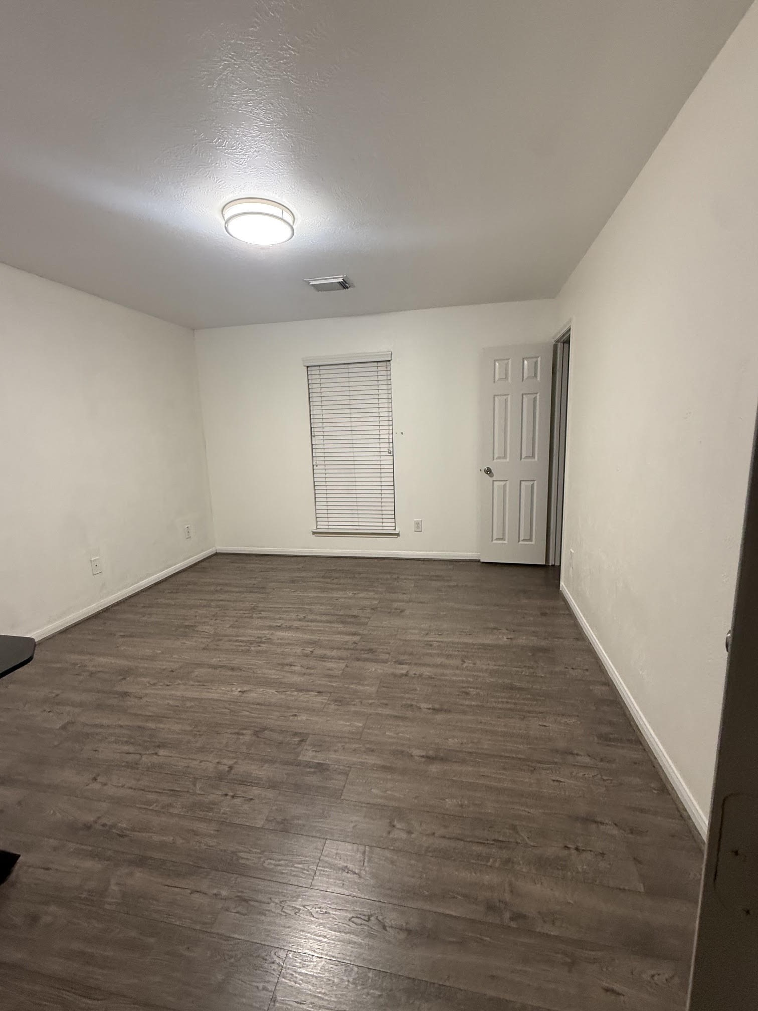 20523 Naples Terrace Lane Property Photo 11