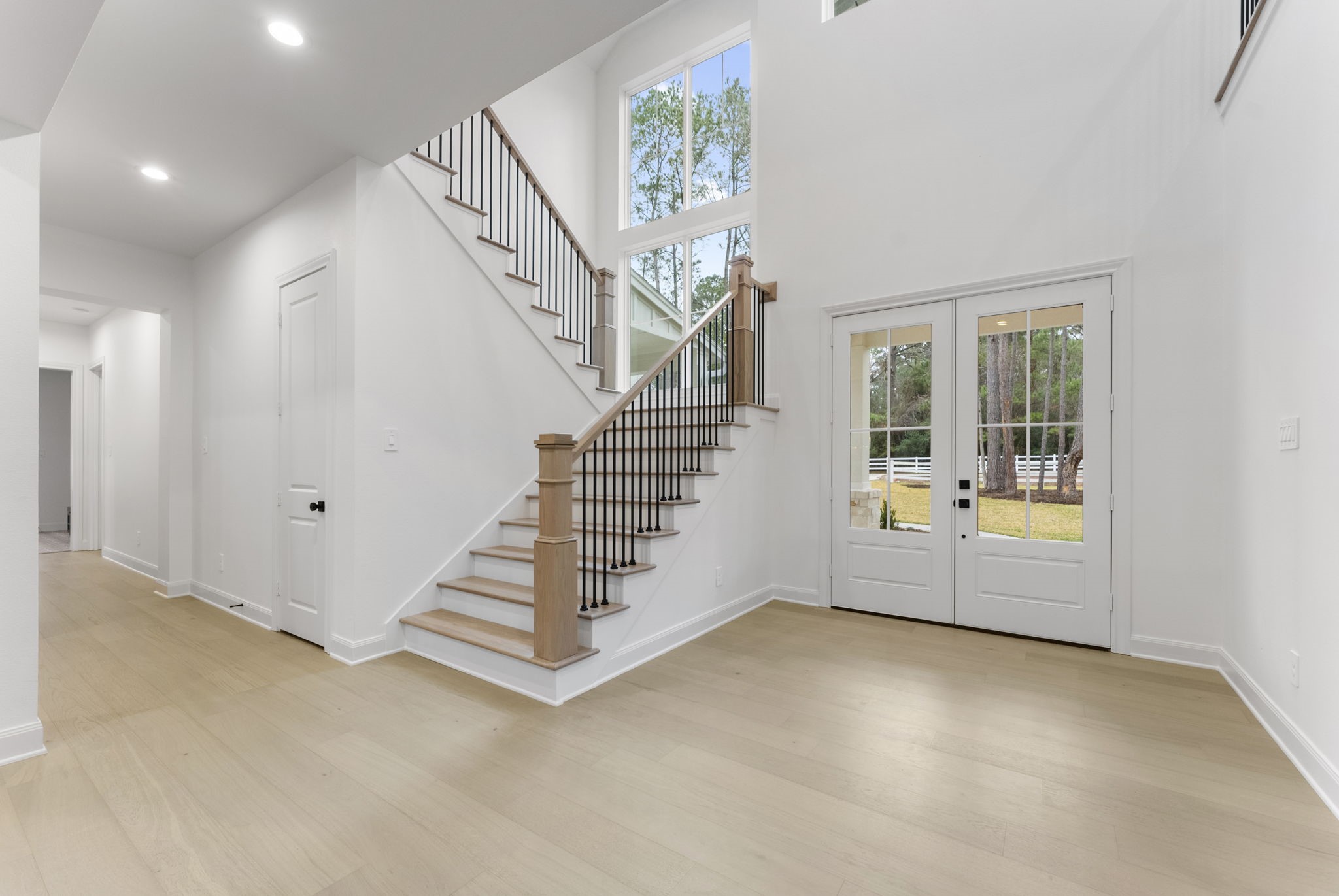 12111 Oak Haven W Property Photo 5