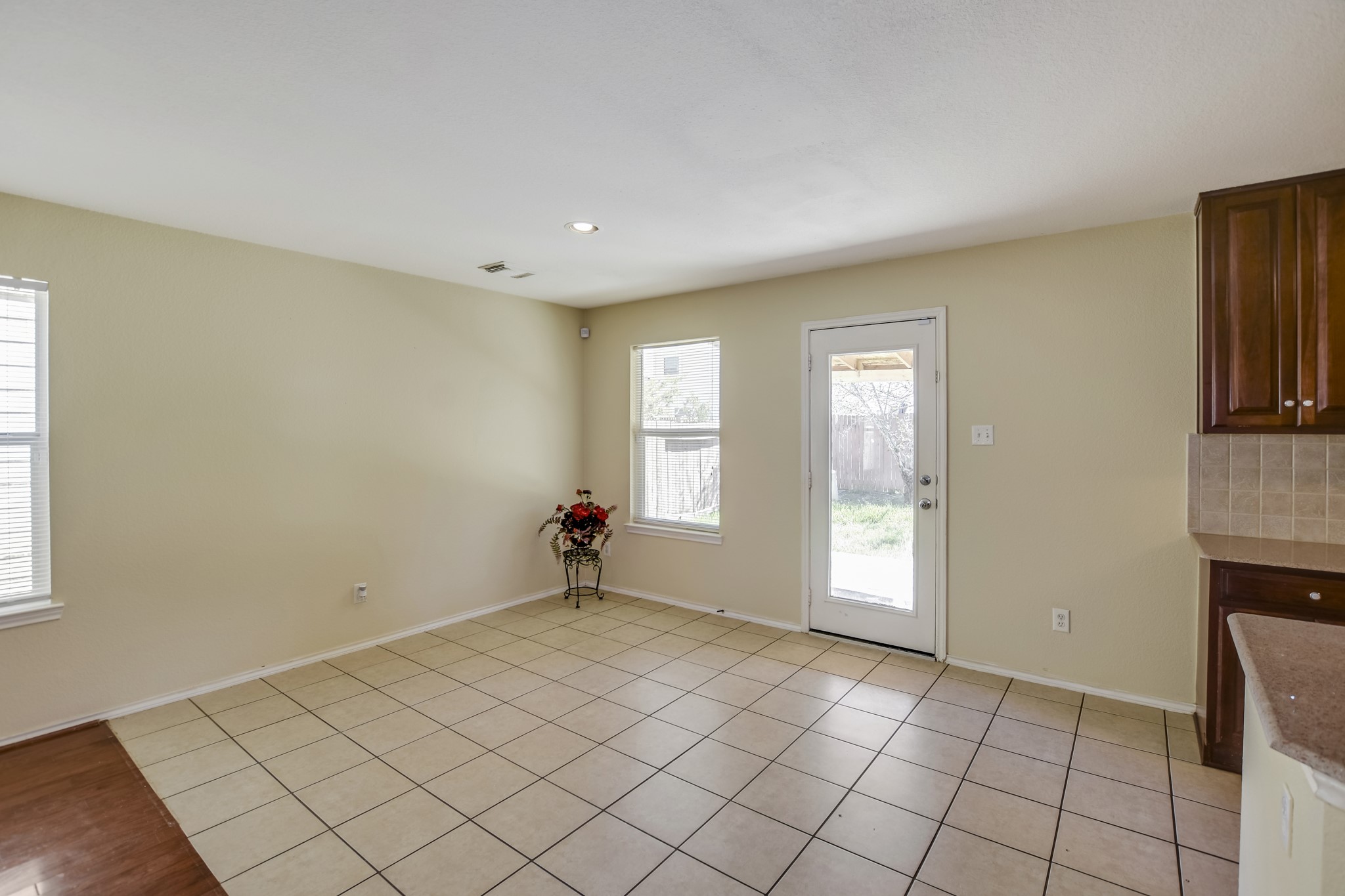 18231 Valebluff Lane Property Photo 9