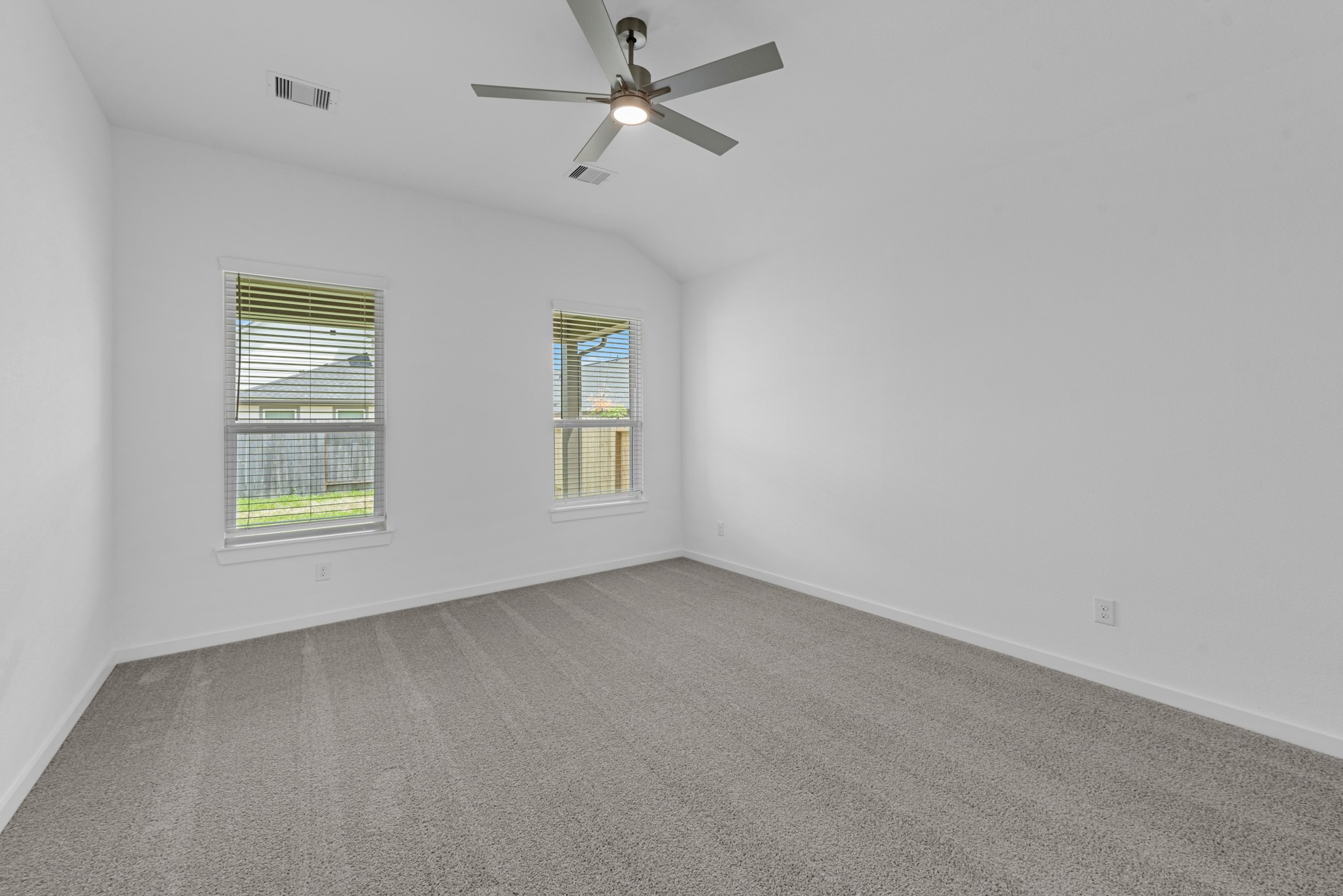 1727 Pecan Woods Lane Property Photo 7