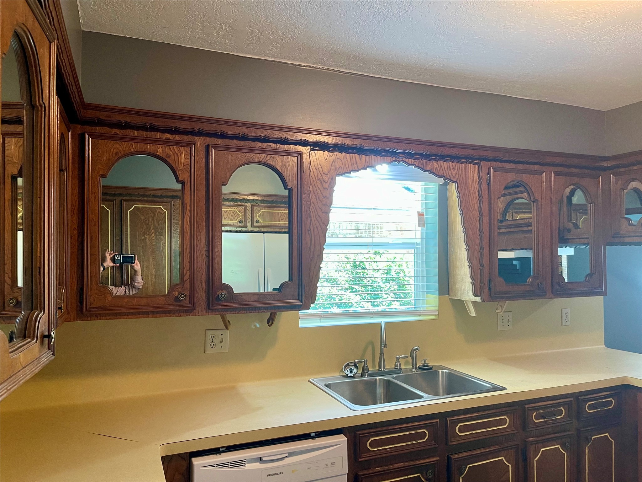 9626 Hearthwood Drive Property Photo 15