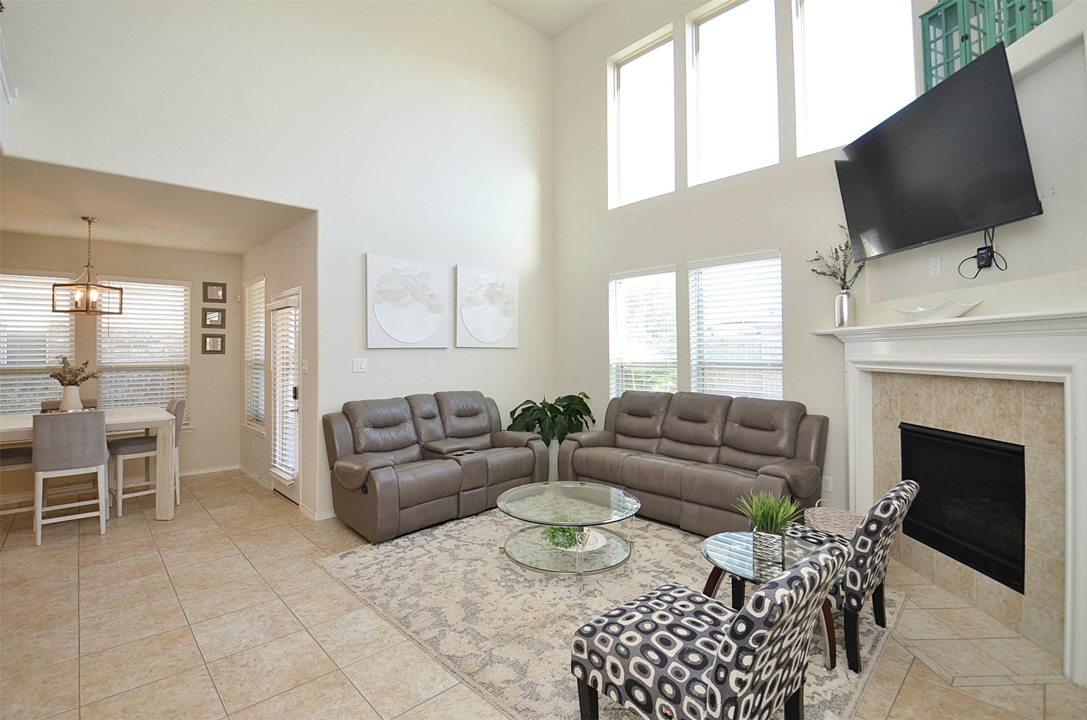 25327 Glenlevan Lane Property Photo 18