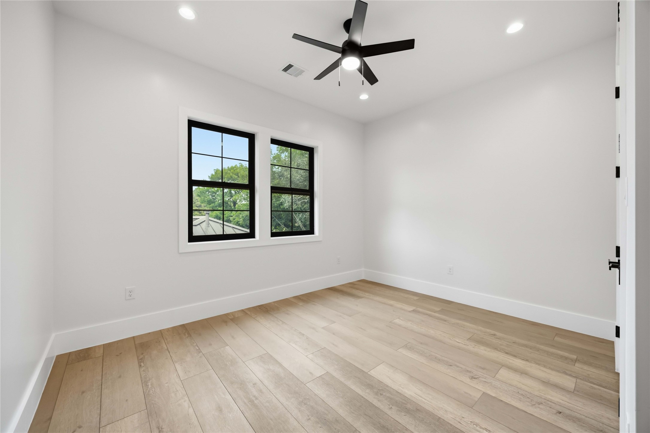 10422 Bassoon Drive Property Photo 25
