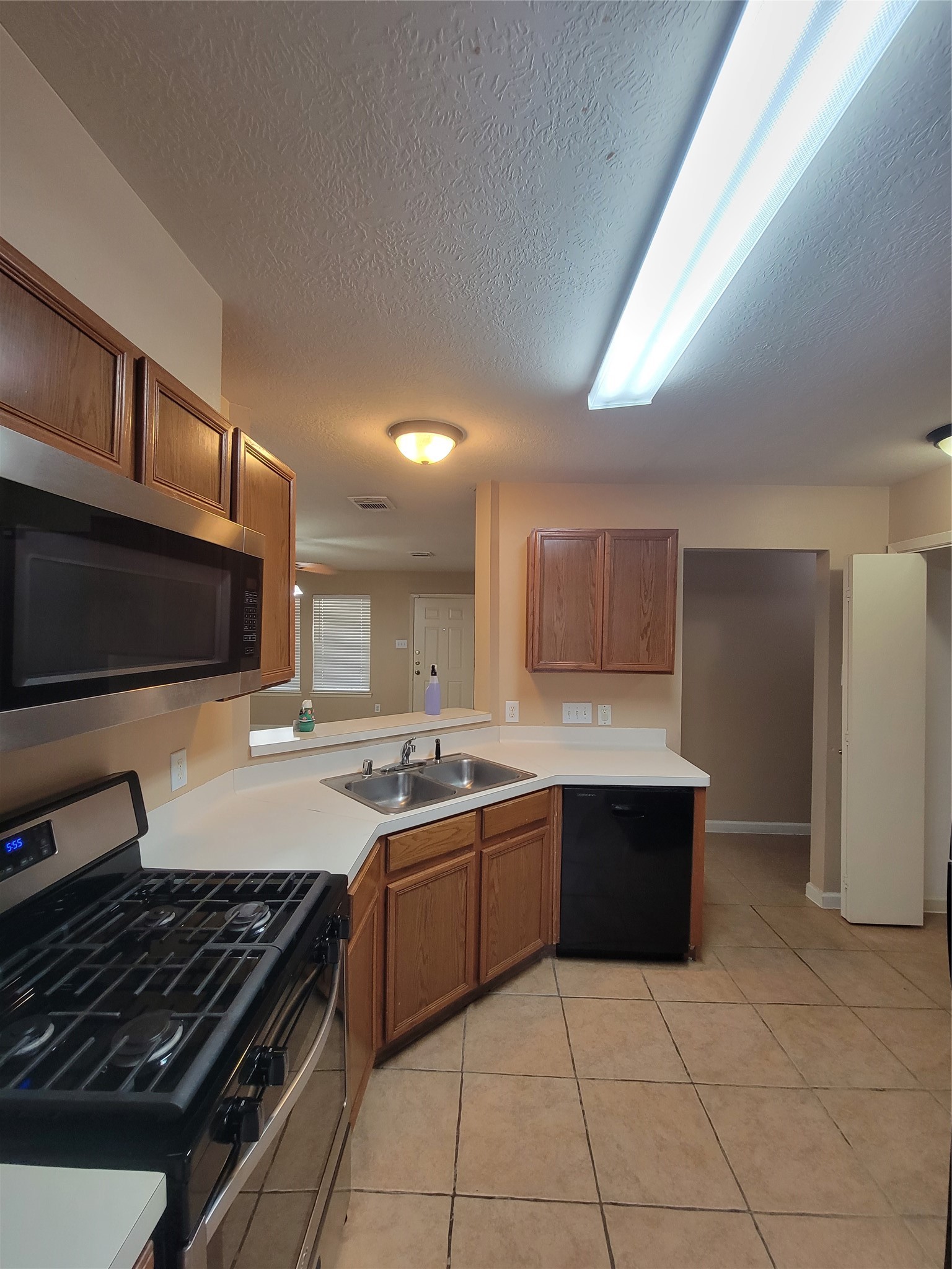 6327 Hayman Drive Property Photo 8