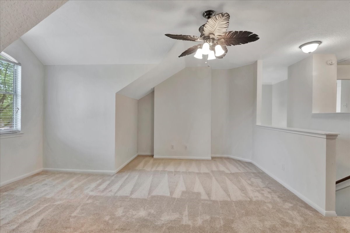 14010 Hazel Ridge Court Property Photo 23
